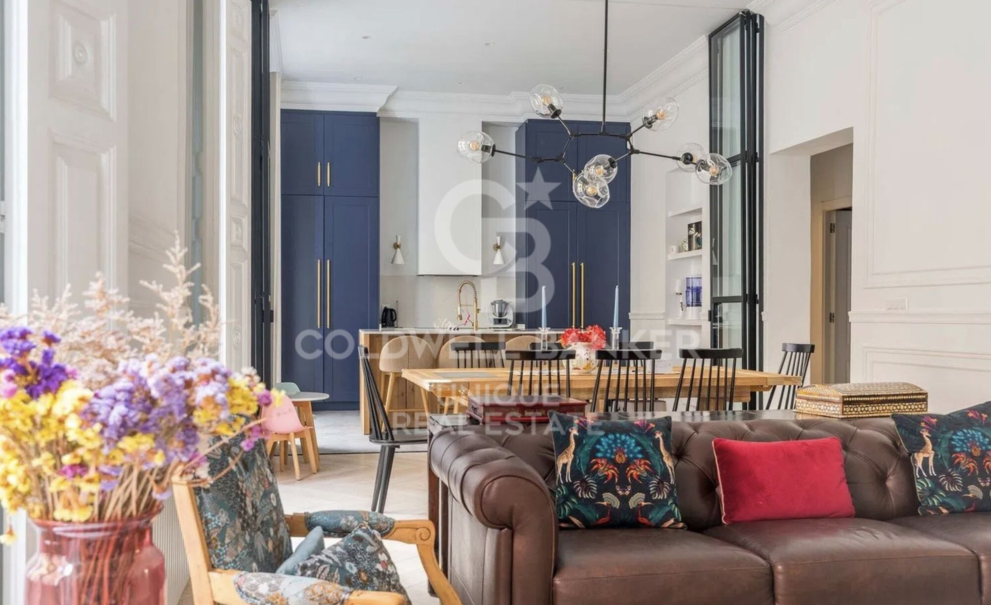 Renovated exterior apartment in Barrio de Las Letras, Madrid