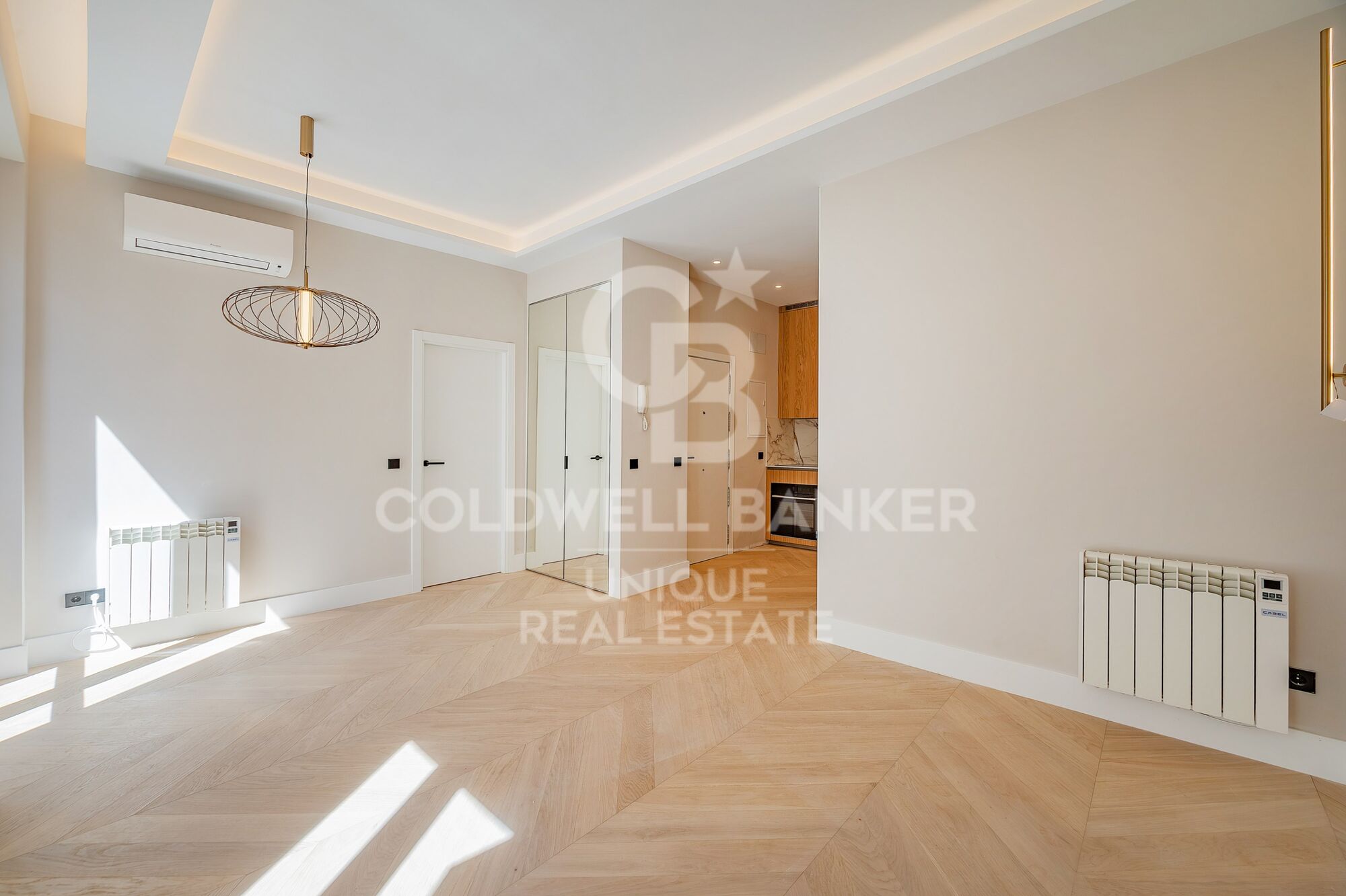 Renovated exterior apartment in Justicia, Madrid
