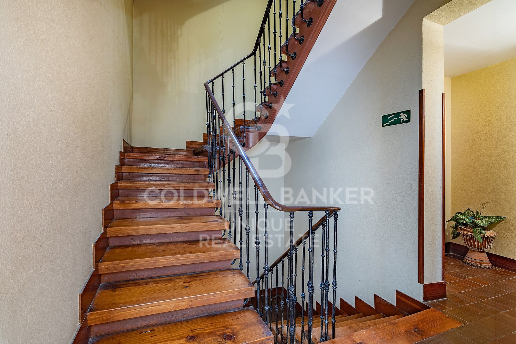 Renovated exterior apartment in Justicia, Madrid