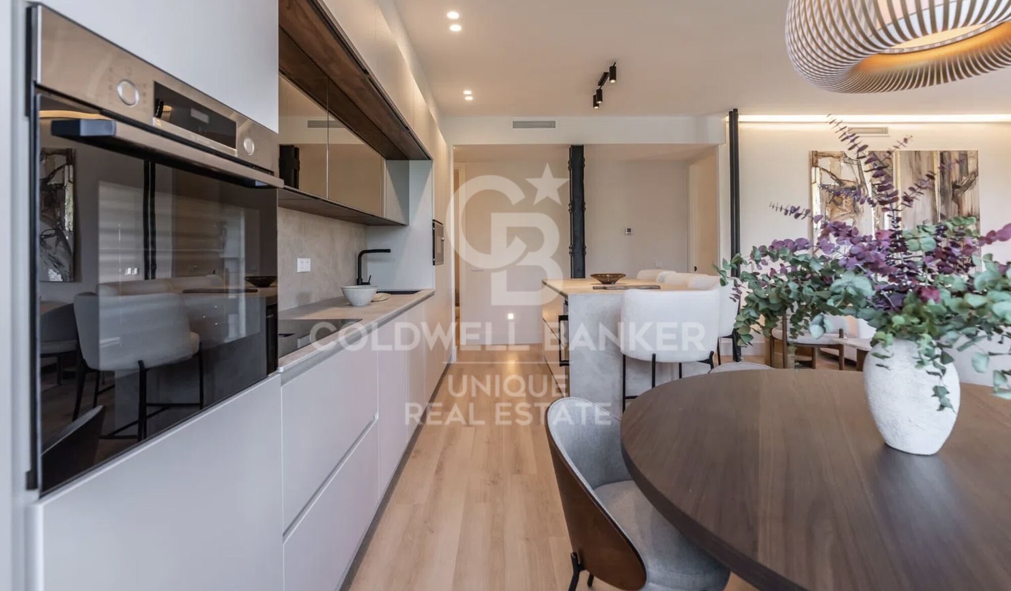 Renovated exterior apartment in Almagro, Madrid