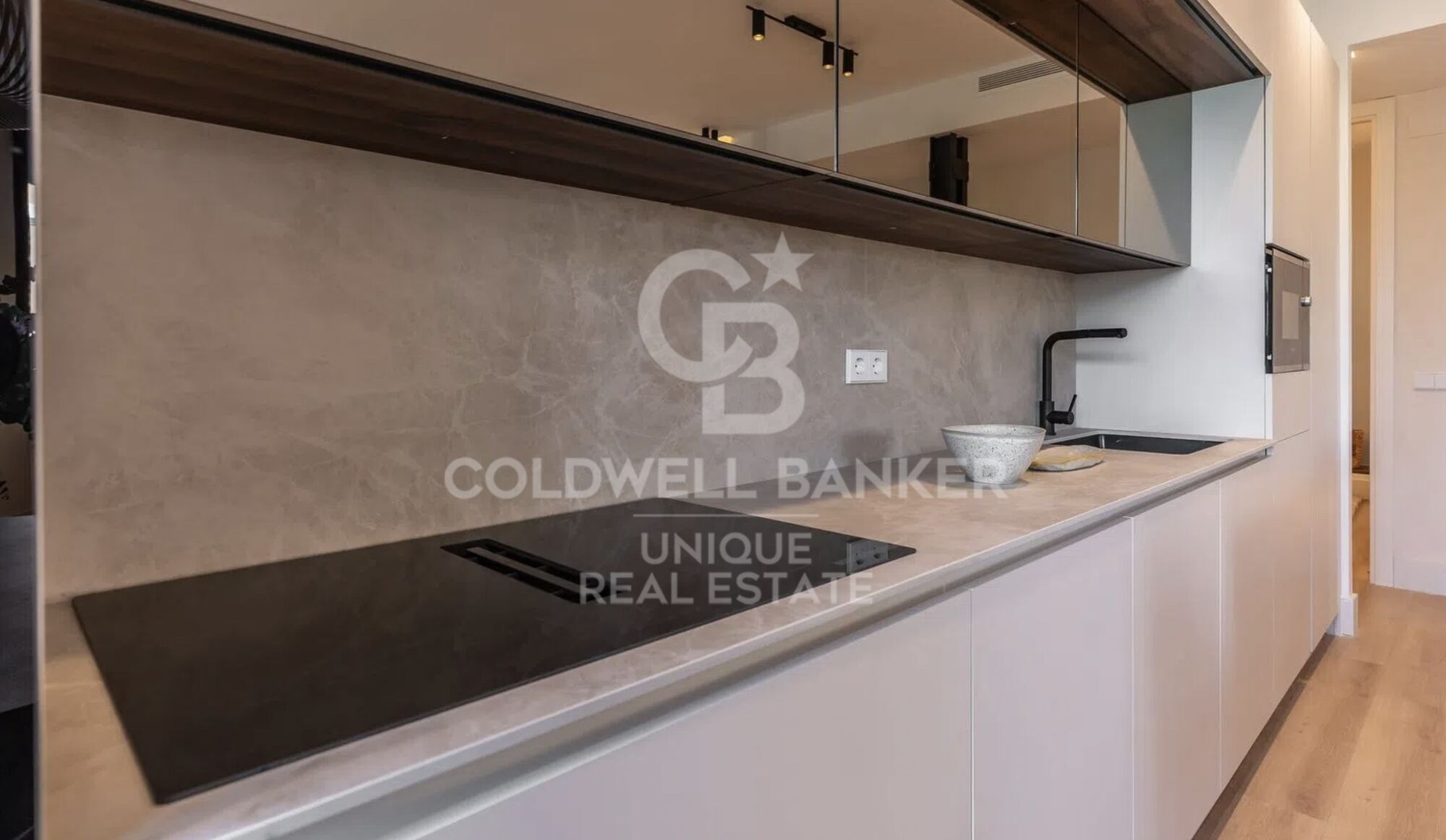 Renovated exterior apartment in Almagro, Madrid