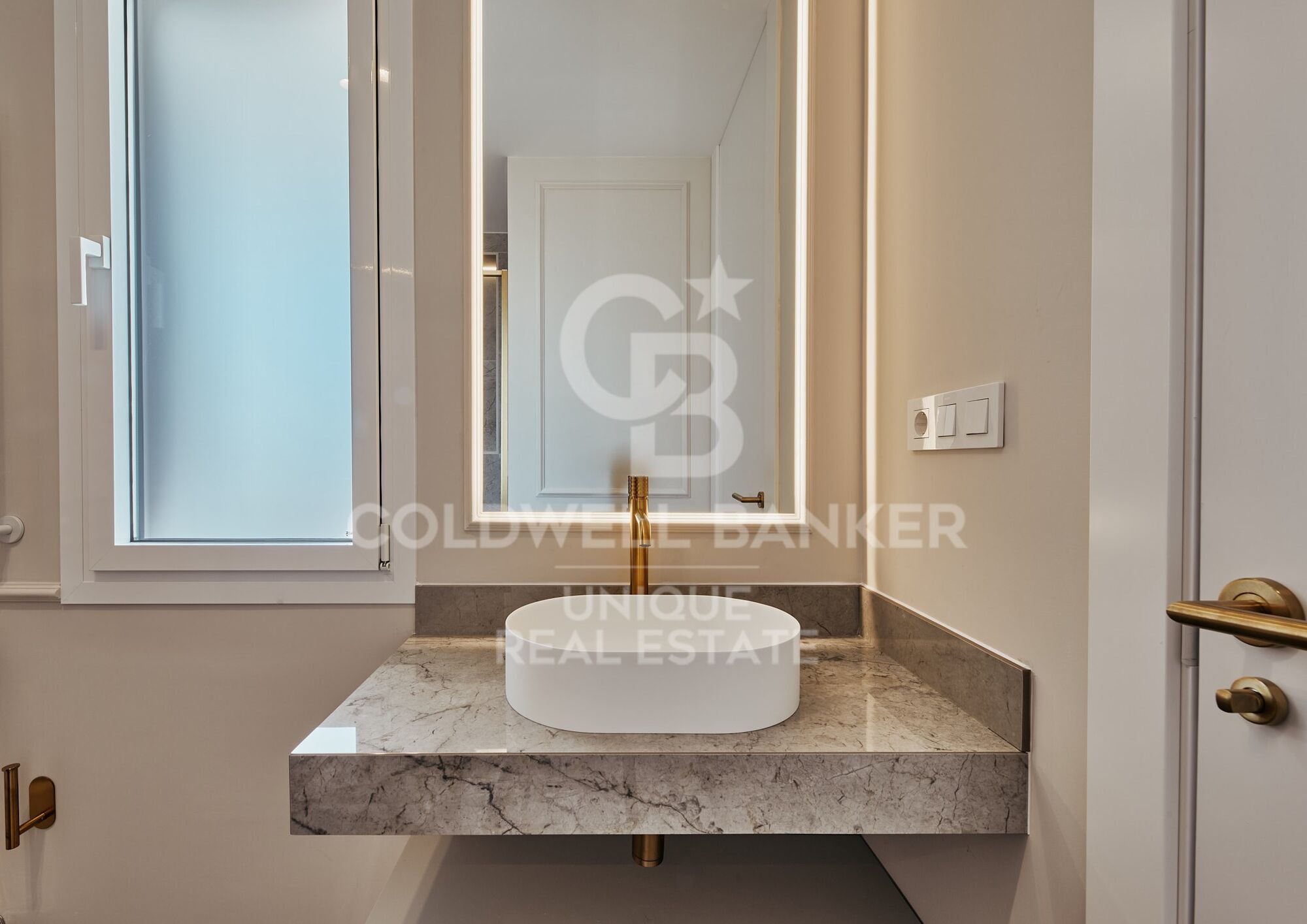Flat 3 Bedrooms Sale Madrid