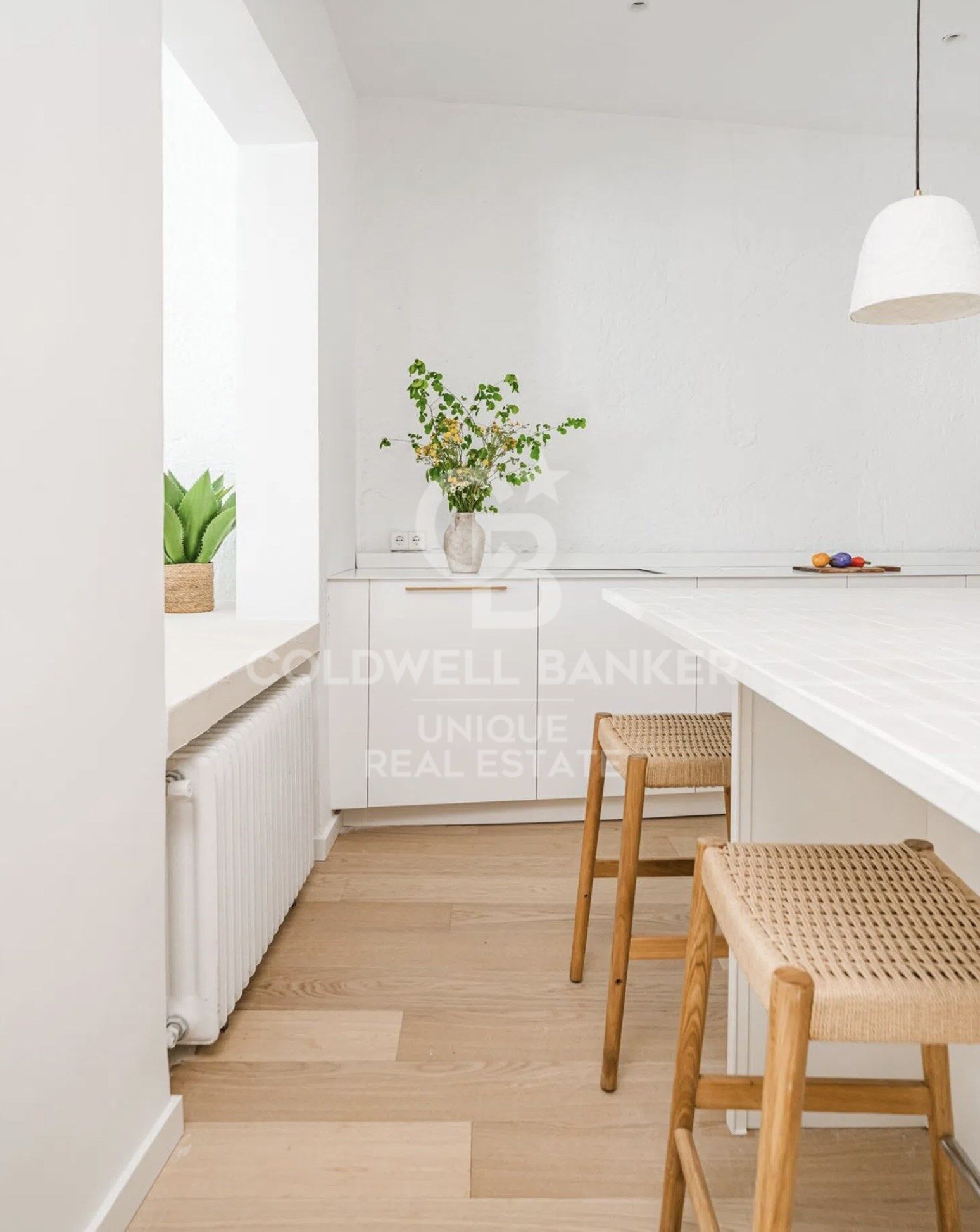 Exterior renovated apartment in the Las Letras district, Madrid