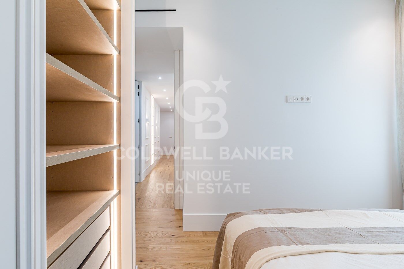 Renovated exterior flat with terrace, garage and storage room in Lista, Madrid