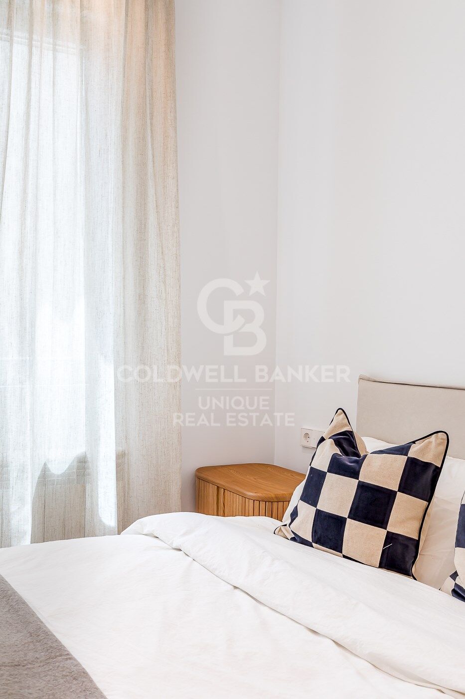 Renovated exterior flat with terrace, garage and storage room in Lista, Madrid