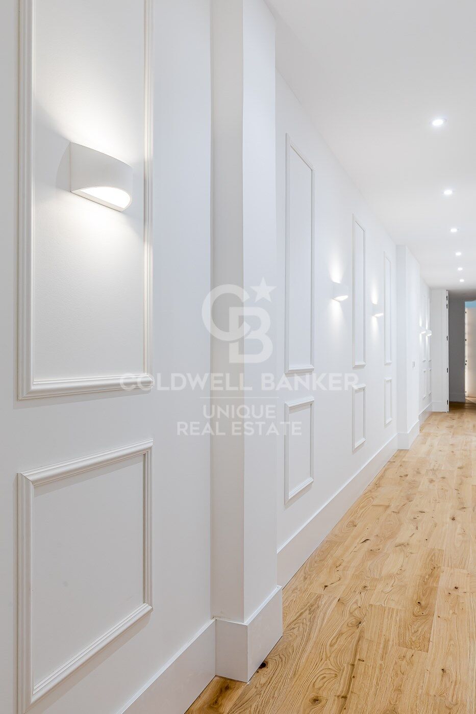 Renovated exterior flat with terrace, garage and storage room in Lista, Madrid