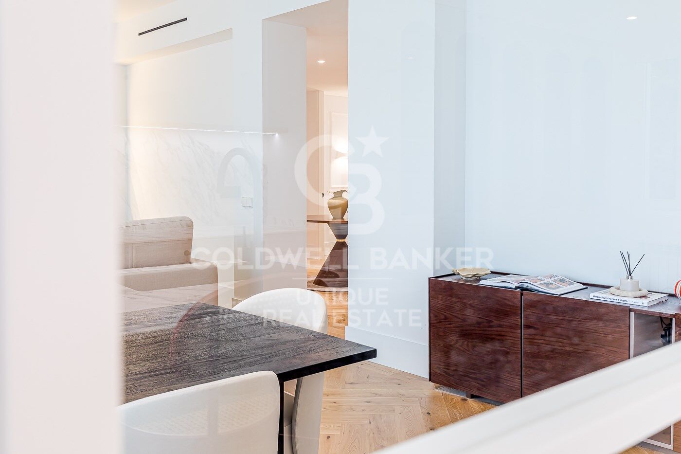 Renovated exterior flat with terrace, garage and storage room in Lista, Madrid