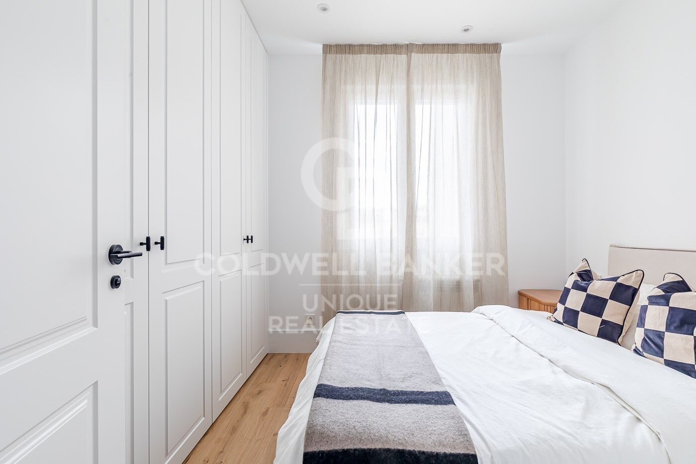 Renovated exterior flat with terrace, garage and storage room in Lista, Madrid