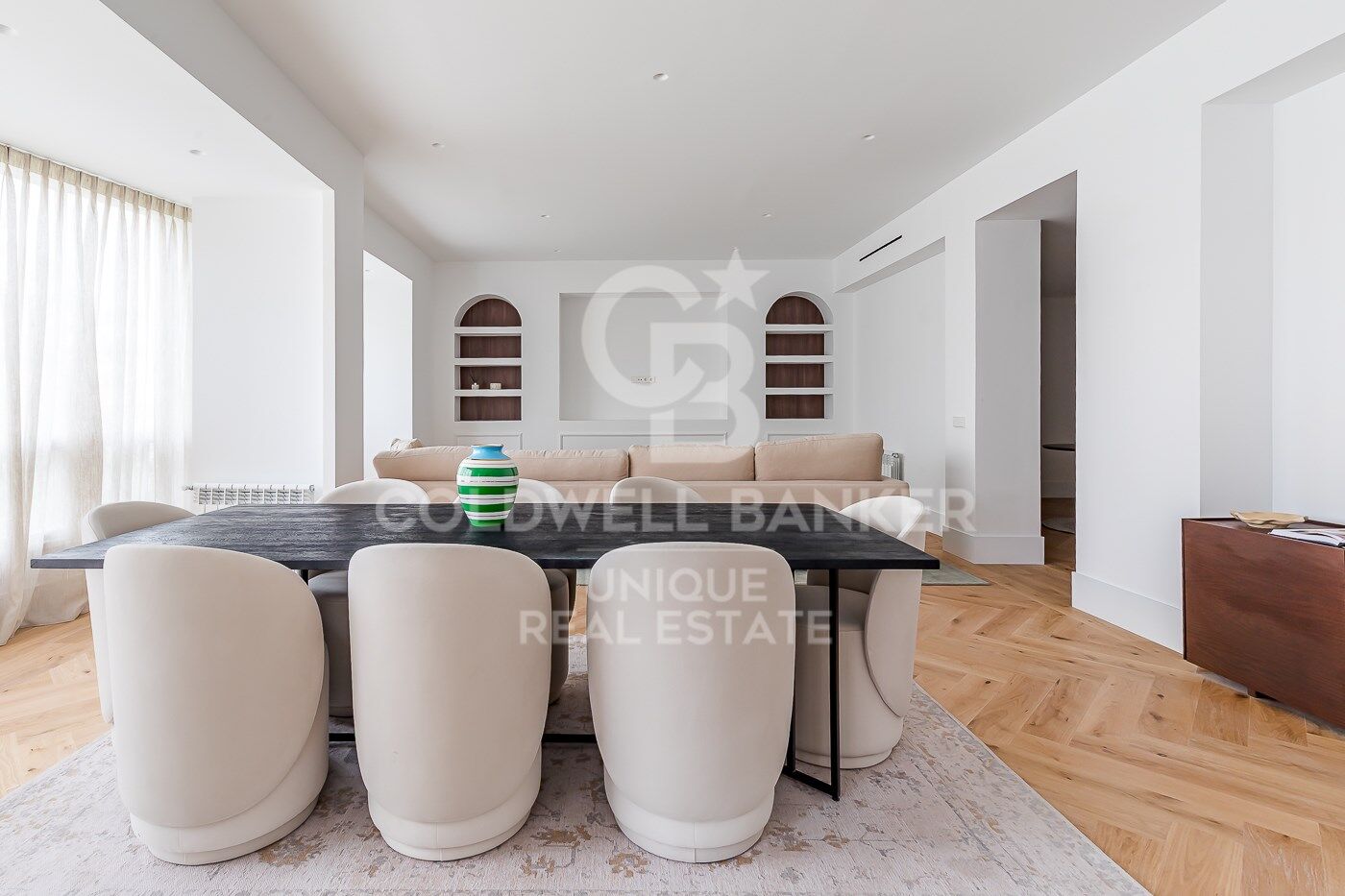 Renovated exterior flat with terrace, garage and storage room in Lista, Madrid