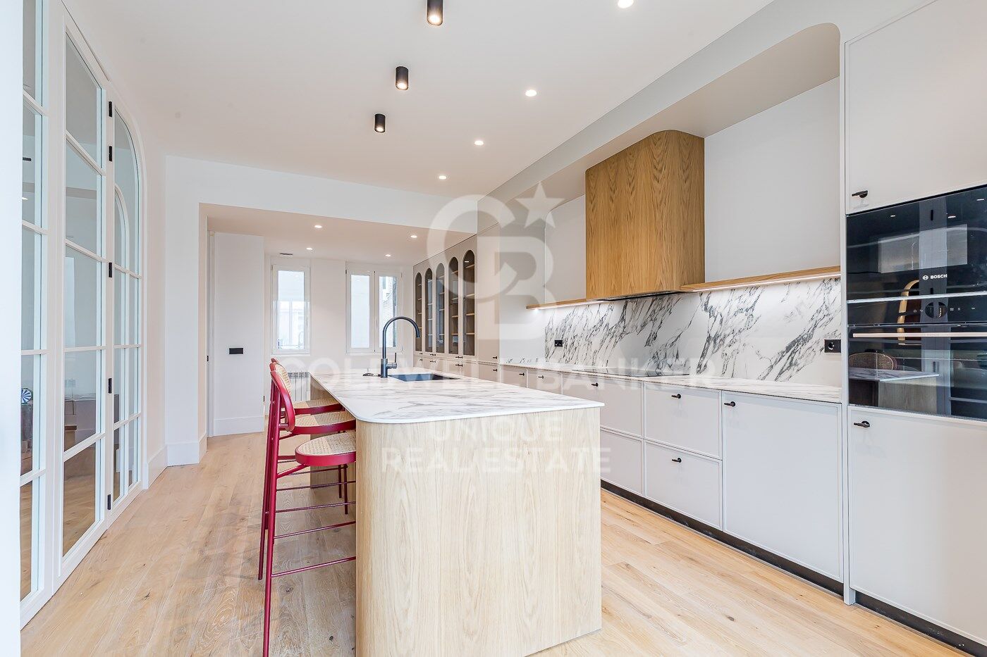 Renovated exterior flat with terrace, garage and storage room in Lista, Madrid