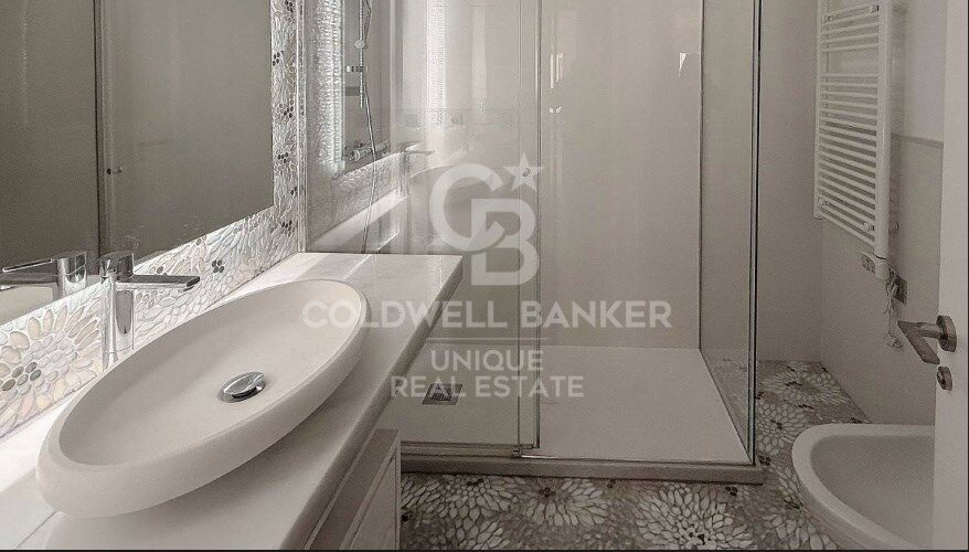 Renovated exterior apartment in Recoletos, Madrid
