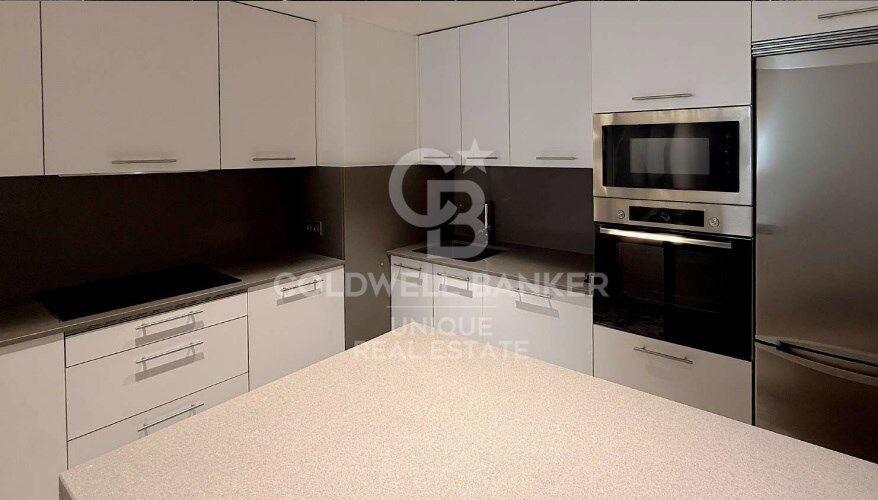 Renovated exterior apartment in Recoletos, Madrid