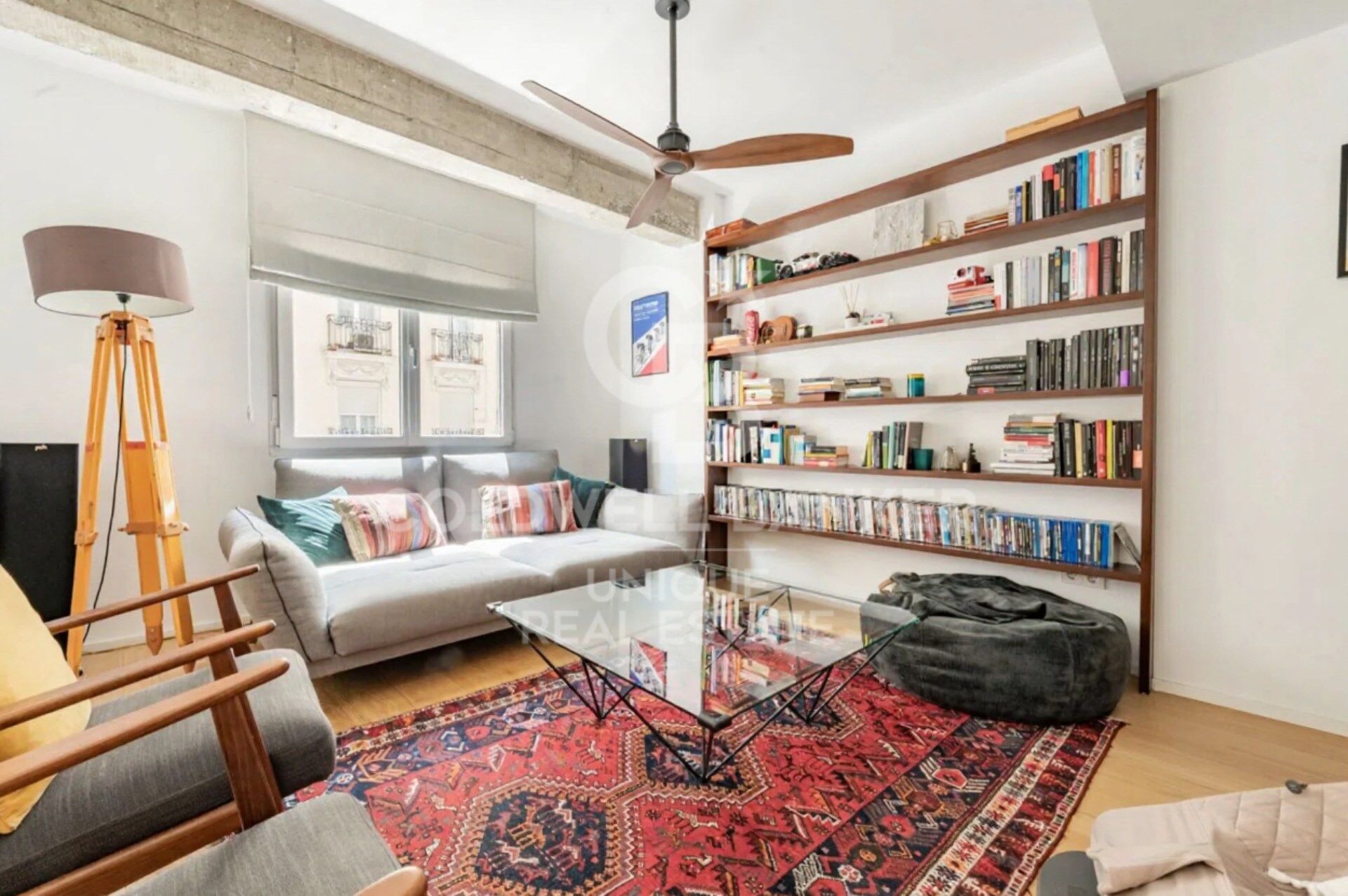 Exterior apartment with terrace and storage room in Chamberí, Madrid