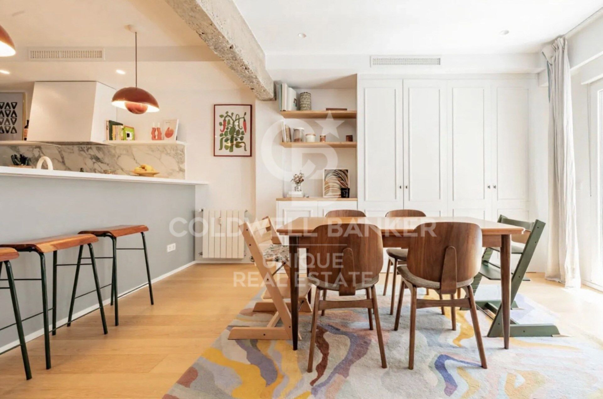 Exterior apartment with terrace and storage room in Chamberí, Madrid