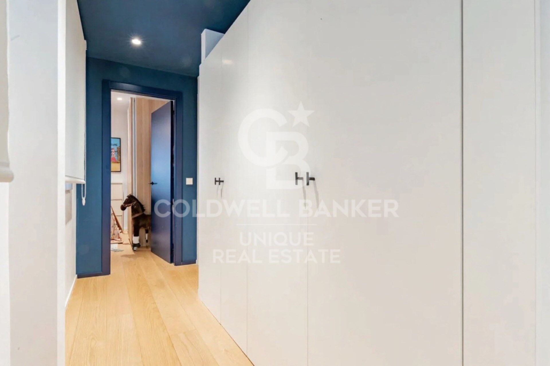 Exterior apartment with terrace and storage room in Chamberí, Madrid