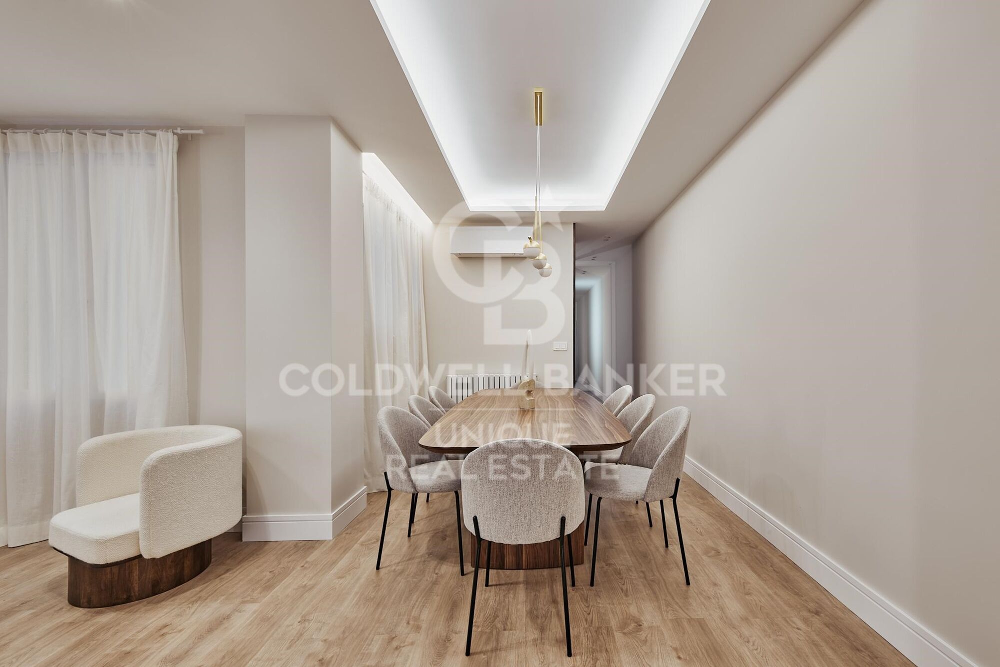 Renovated exterior apartment in Castellana, Madrid