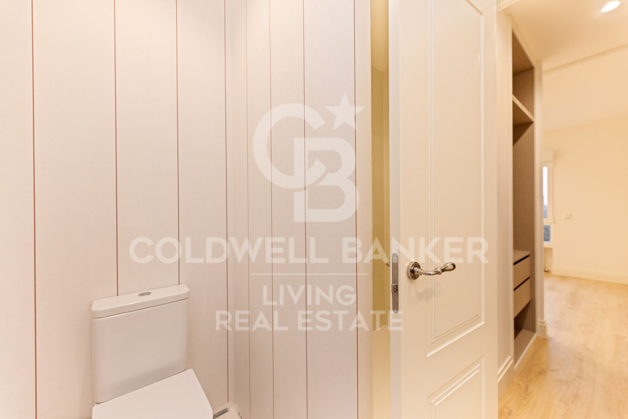Flat 3 Bedrooms Sale Madrid