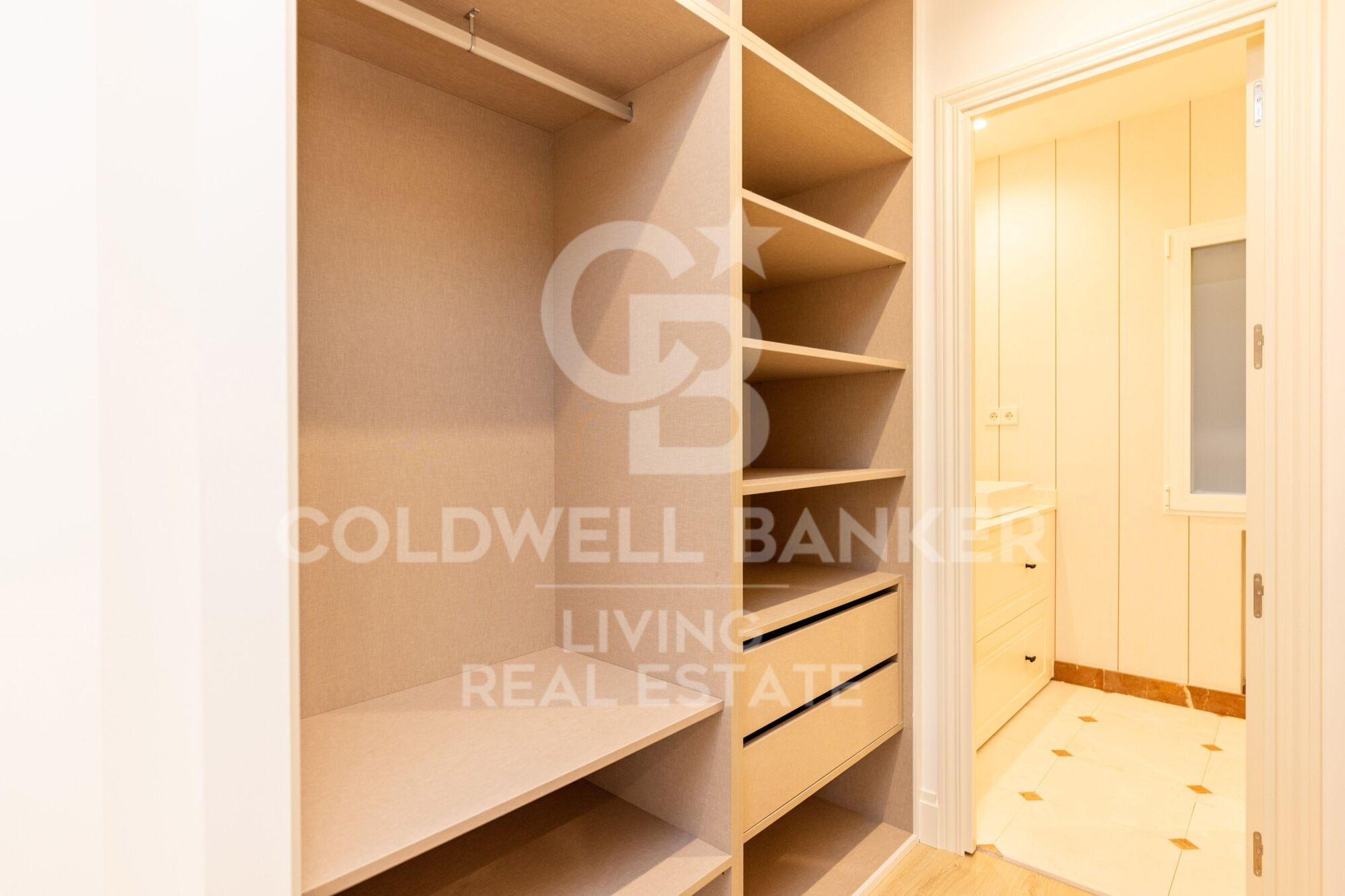 Flat 3 Bedrooms Sale Madrid
