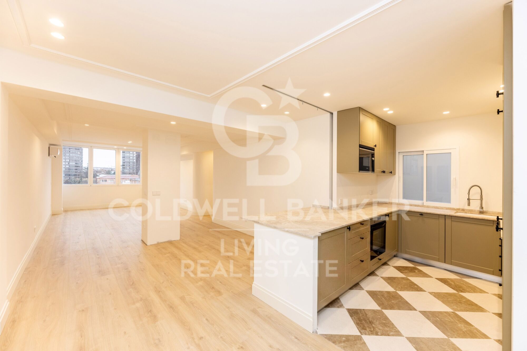Flat 3 Bedrooms Sale Madrid