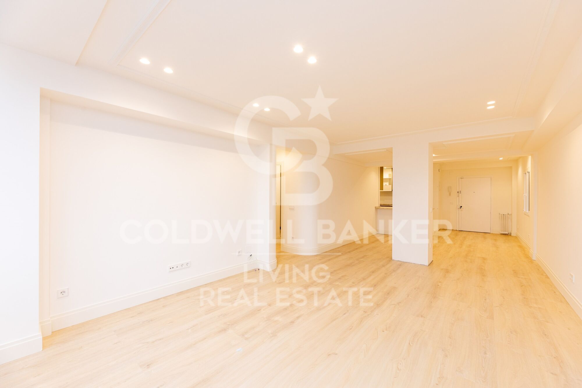 Flat 3 Bedrooms Sale Madrid