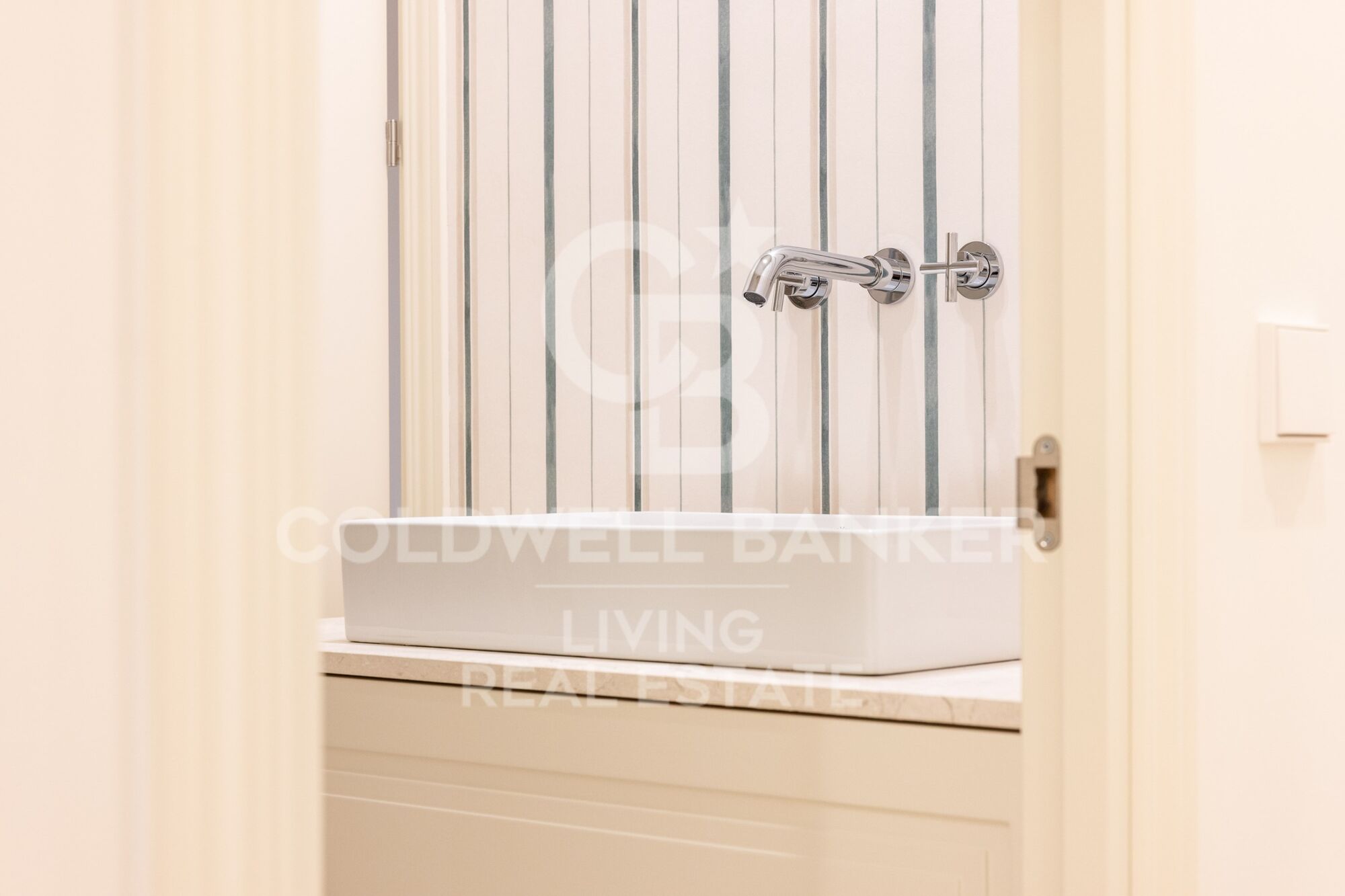 Flat 3 Bedrooms Sale Madrid