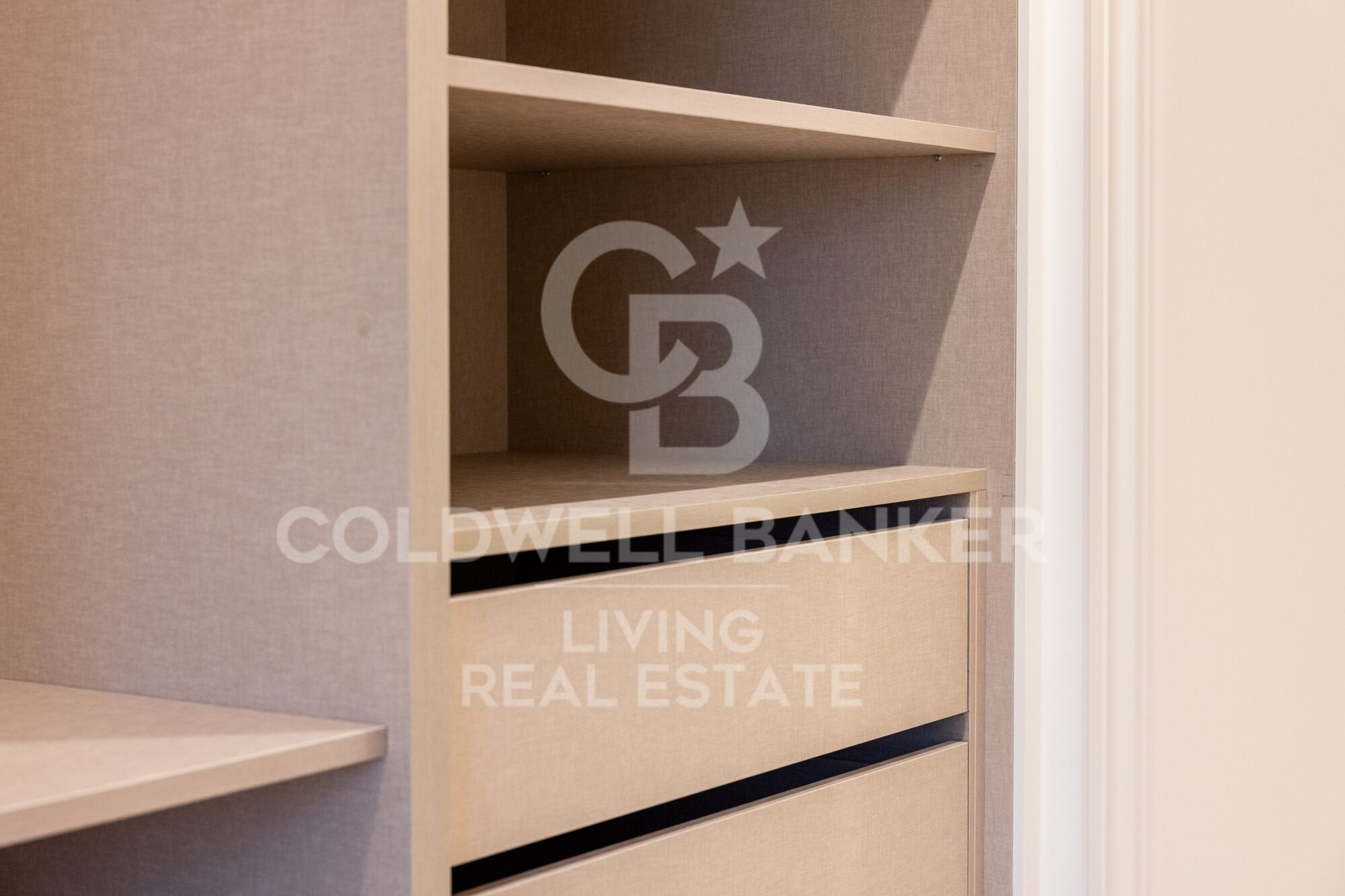 Flat 3 Bedrooms Sale Madrid