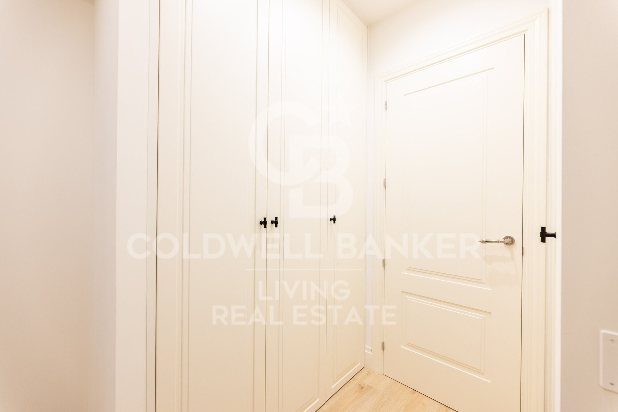 Flat 3 Bedrooms Sale Madrid