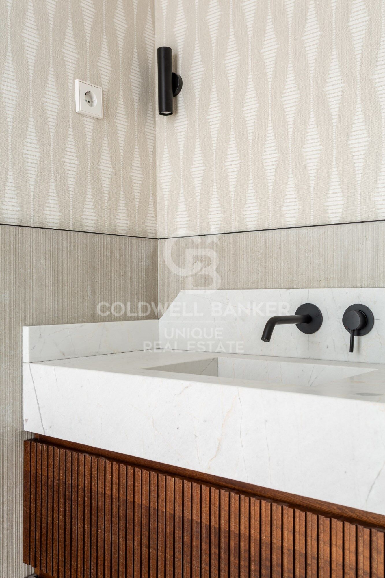 Stunning designer apartment with terrace in Chamberí, Madrid
