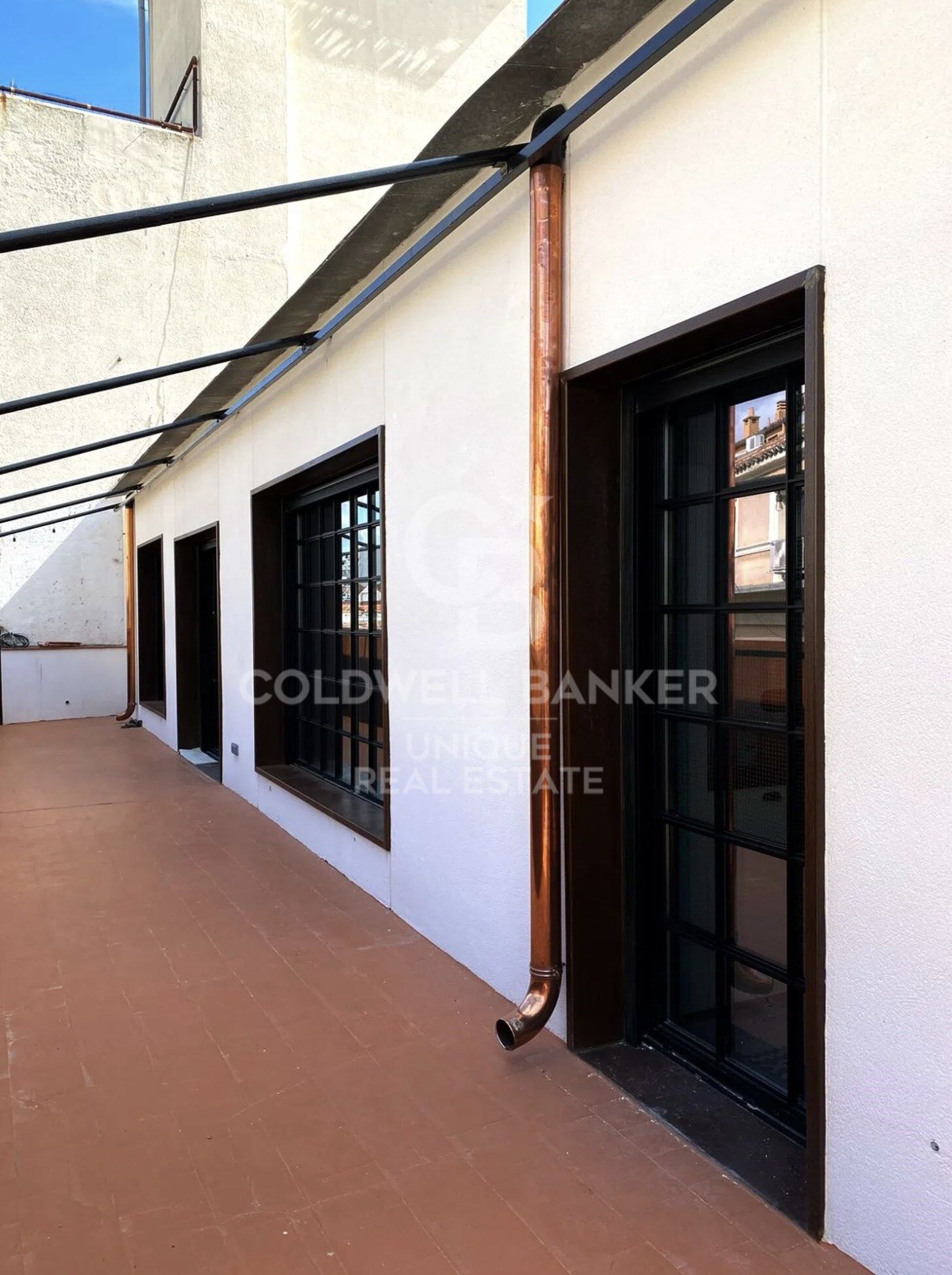 Duplex penthouse exterior, renovated, with terrace in Sol, Madrid