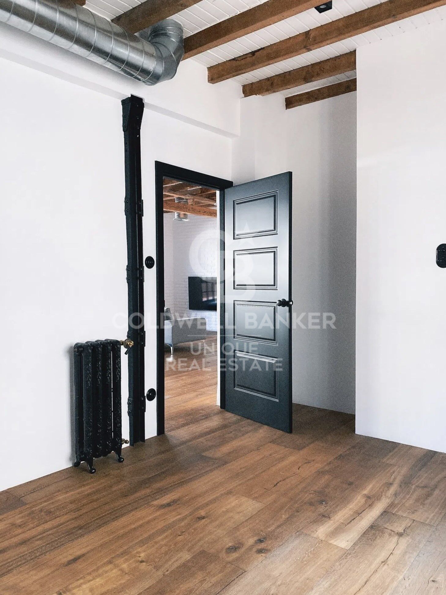 Duplex penthouse exterior, renovated, with terrace in Sol, Madrid