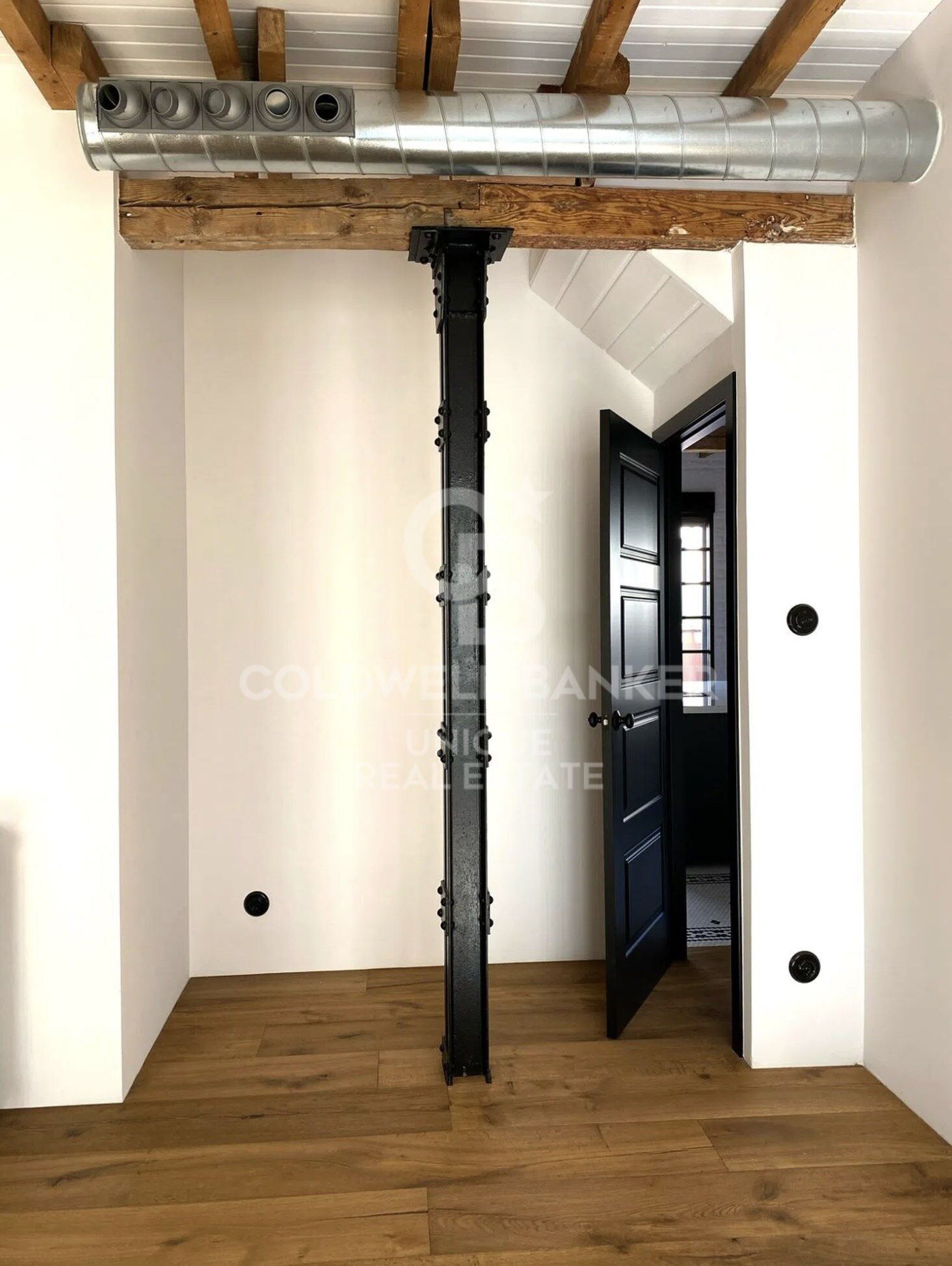 Duplex penthouse exterior, renovated, with terrace in Sol, Madrid