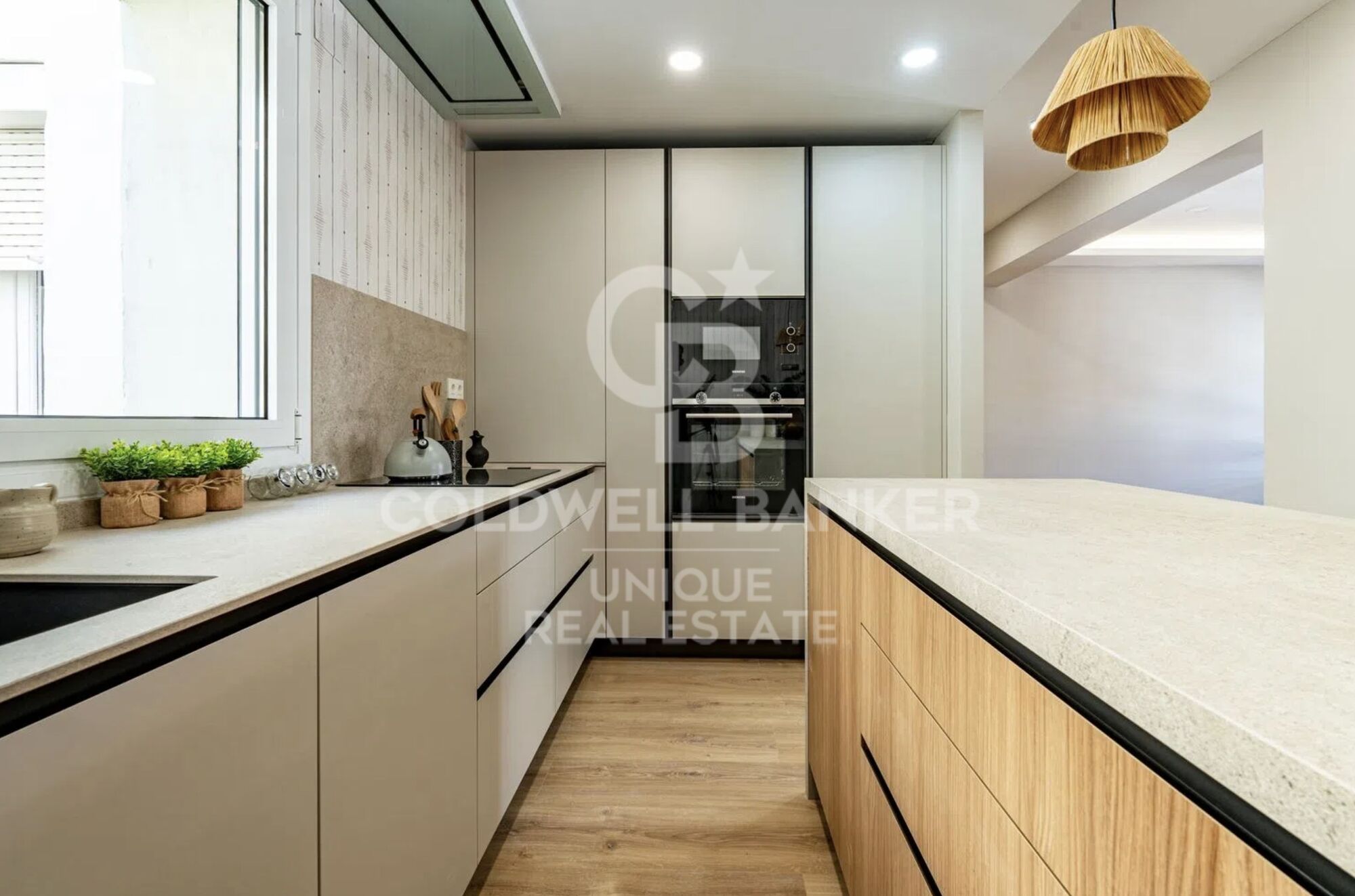 Renovated exterior apartment with terrace in Guindalera, Madrid