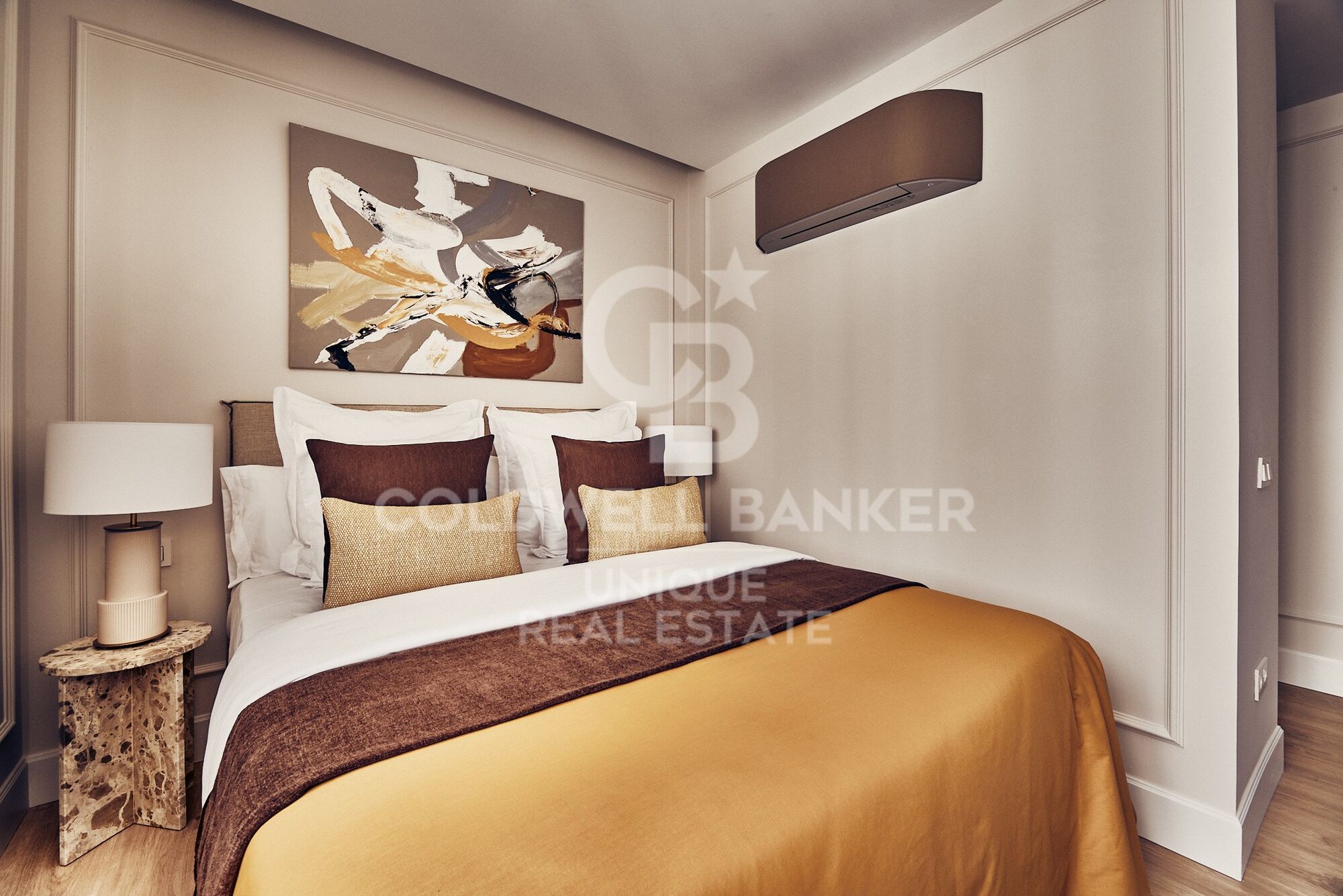 Renovated exterior apartment with terrace and garage in Goya, Madrid