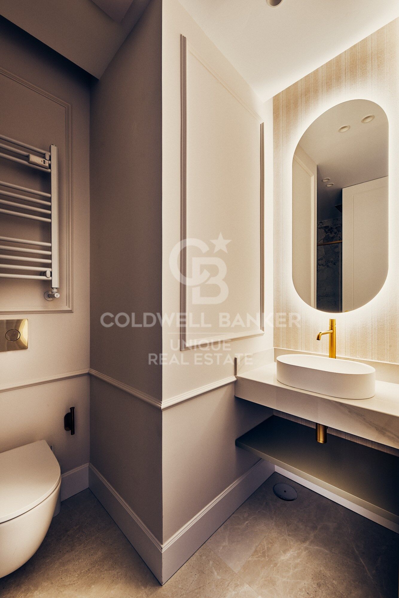 Renovated exterior apartment with terrace and garage in Goya, Madrid