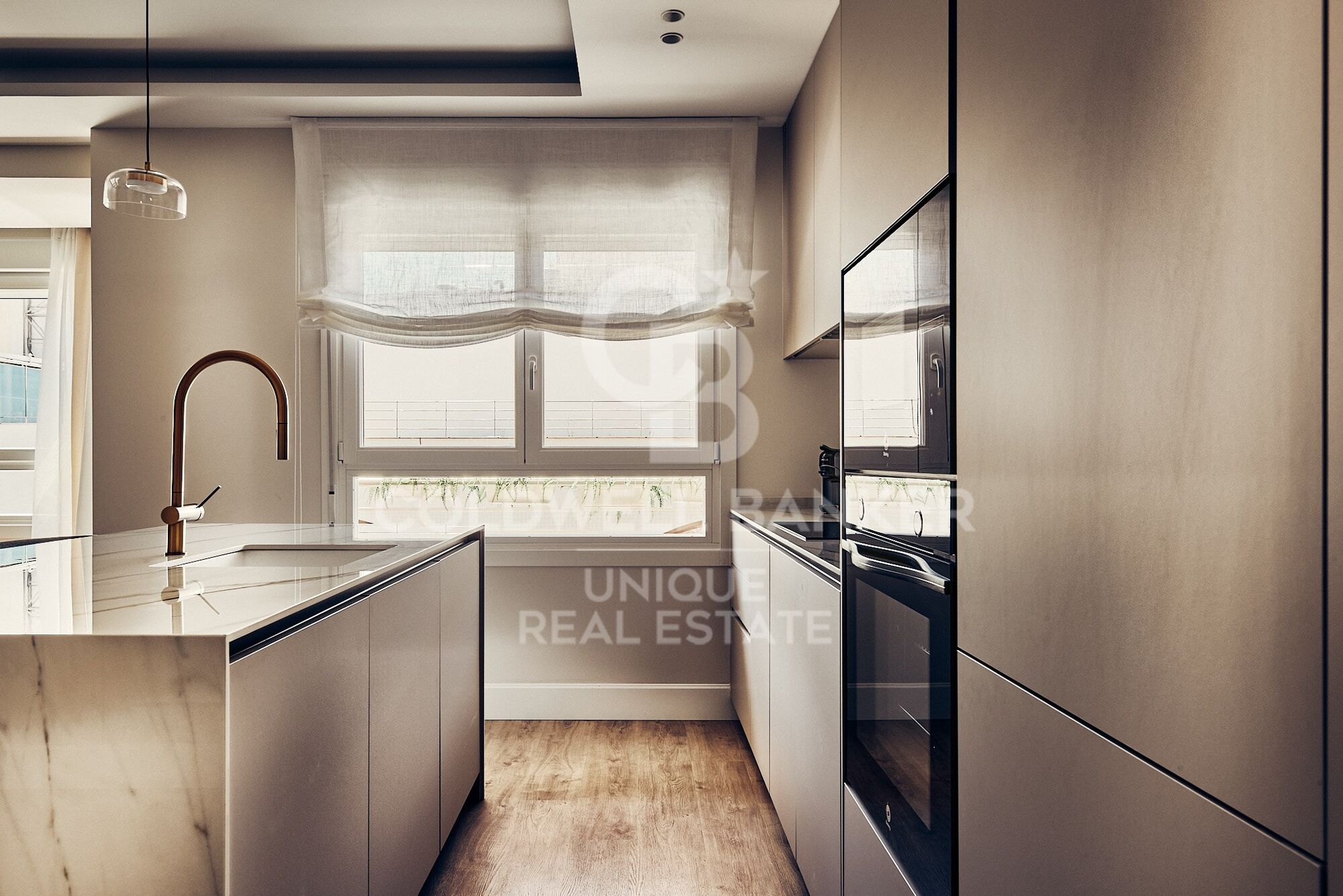 Renovated exterior apartment with terrace and garage in Goya, Madrid