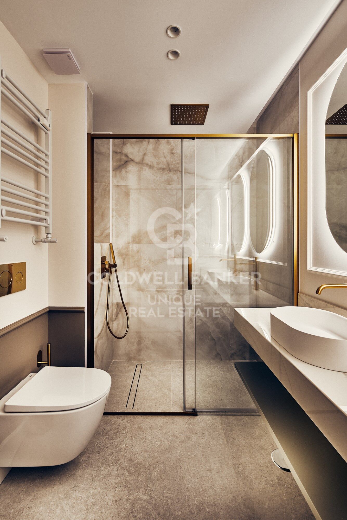Renovated exterior apartment with terrace and garage in Goya, Madrid