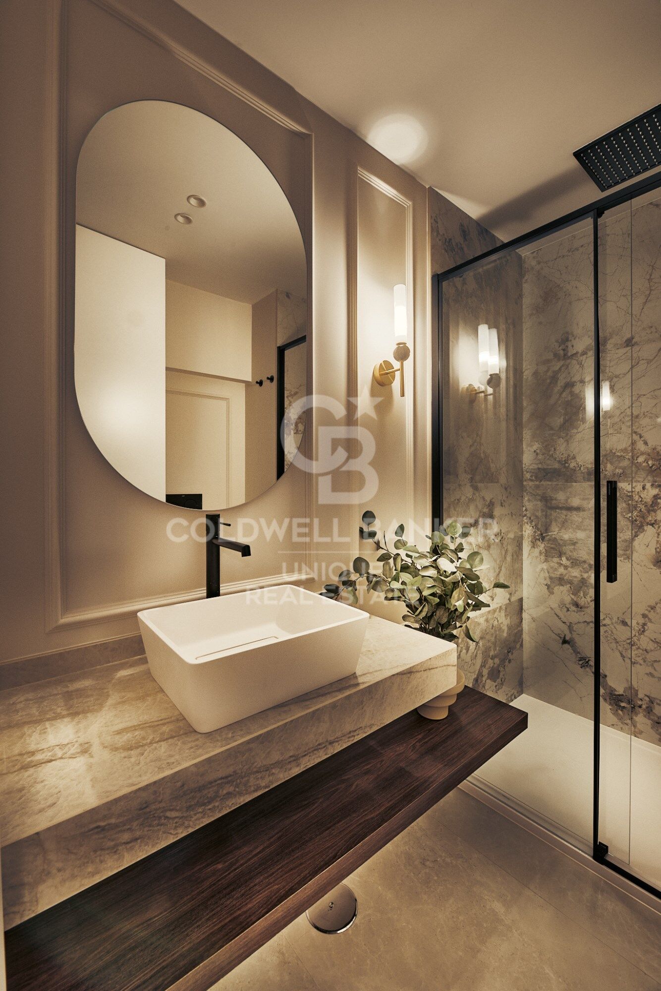 Renovated apartment in Castellana, Madrid