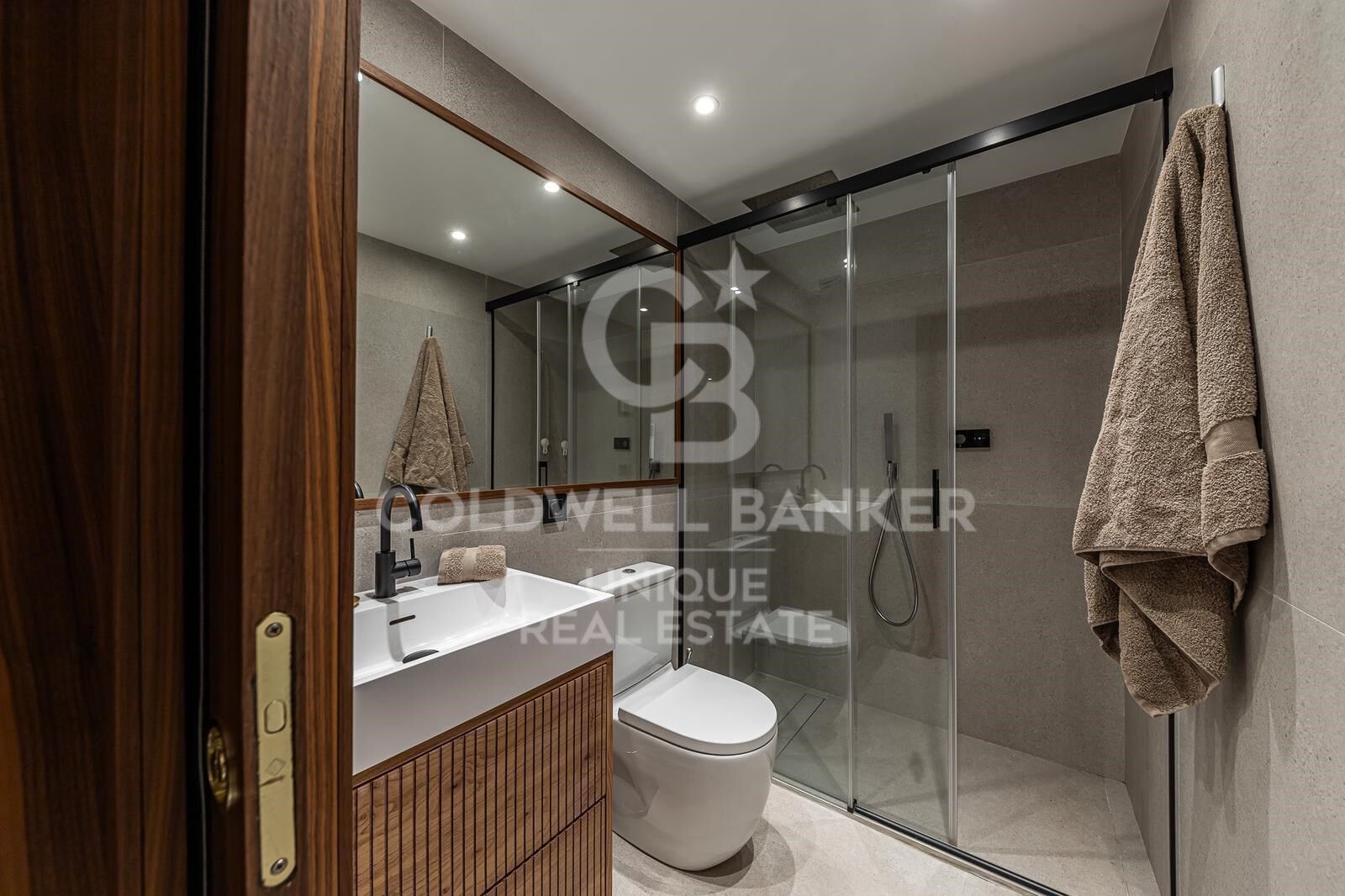 Renovated flat in Recoletos, Madrid