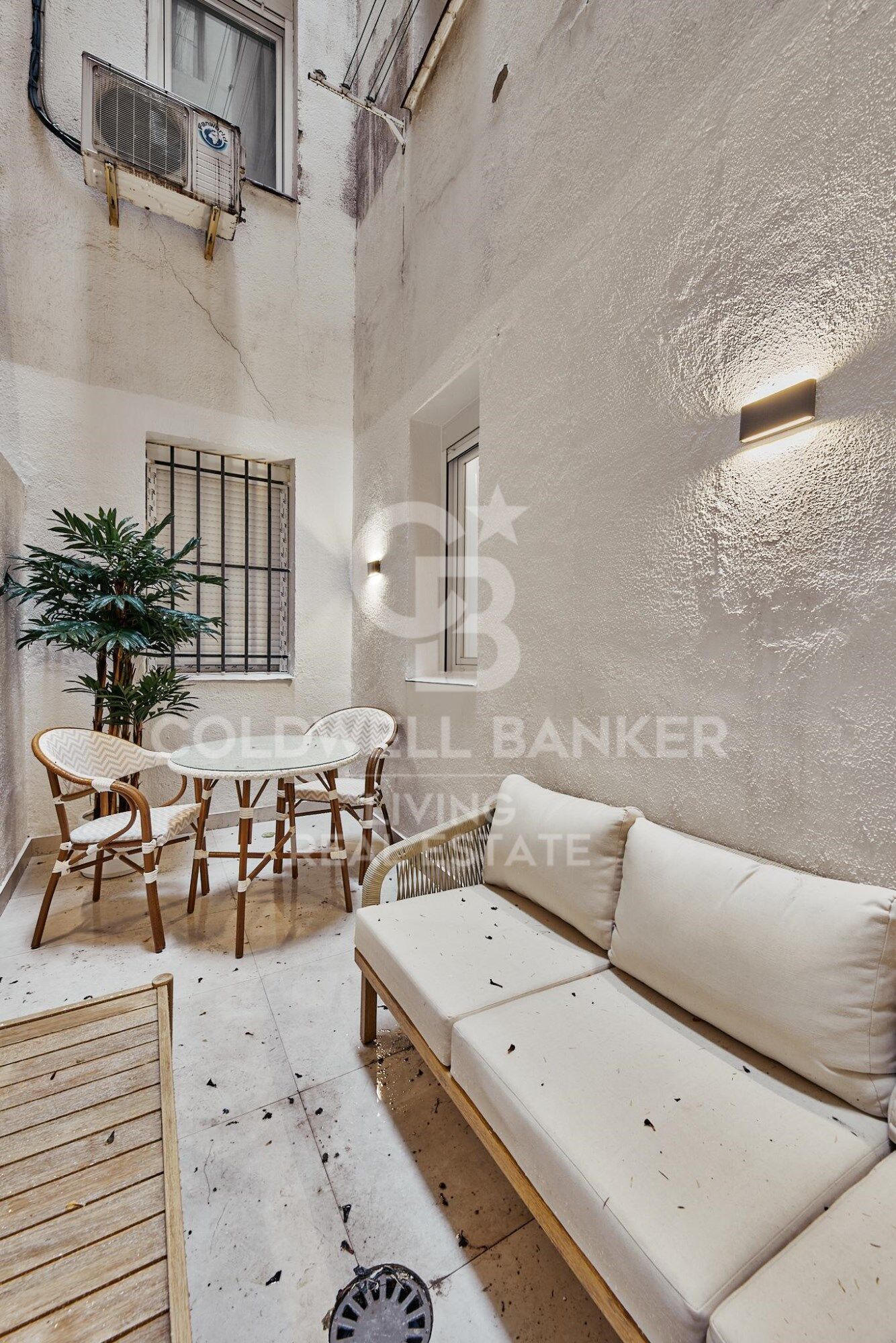 Flat 2 Bedrooms Sale Madrid