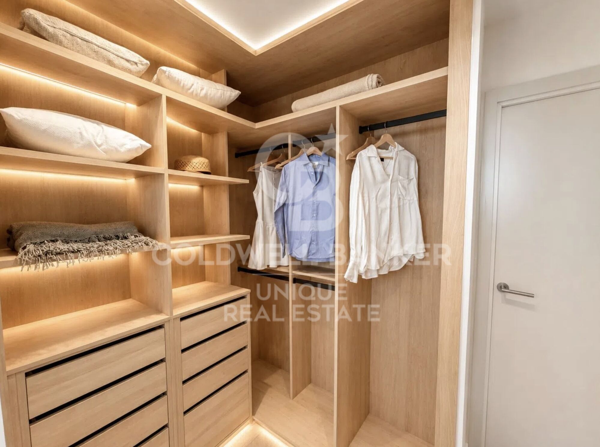 Renovated exterior flat in Goya, Madrid