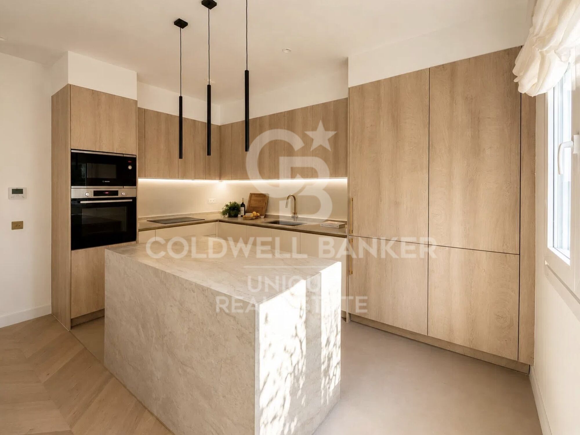 Renovated exterior flat in Goya, Madrid