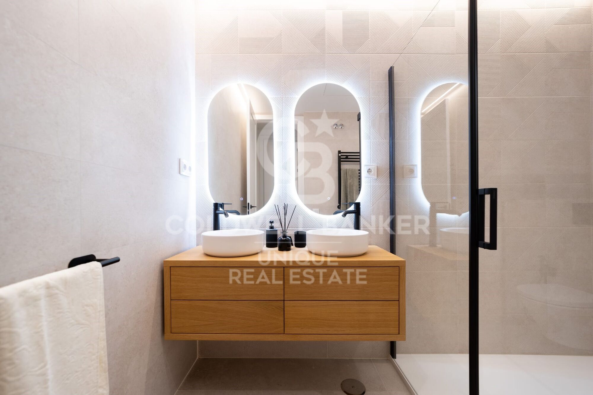 Renovated Two-Bedroom Apartment in Recoletos, Salamanca District