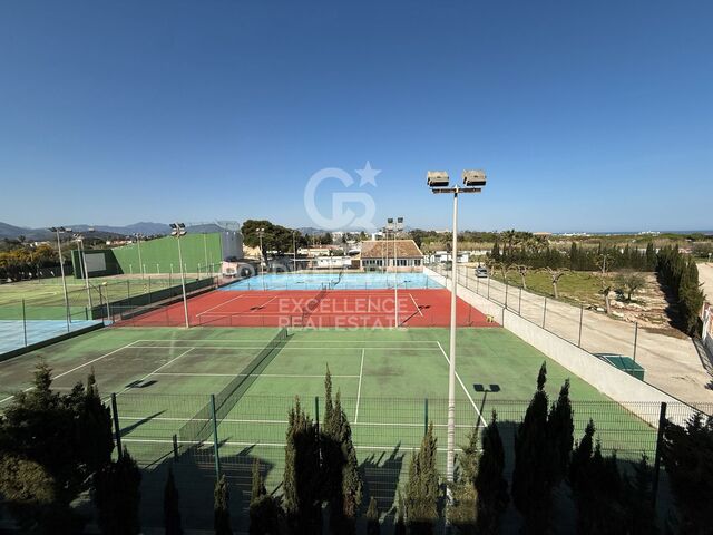 Oportunidad de inversión con alto potencial de revalorización urbanística en Oliva Nova.