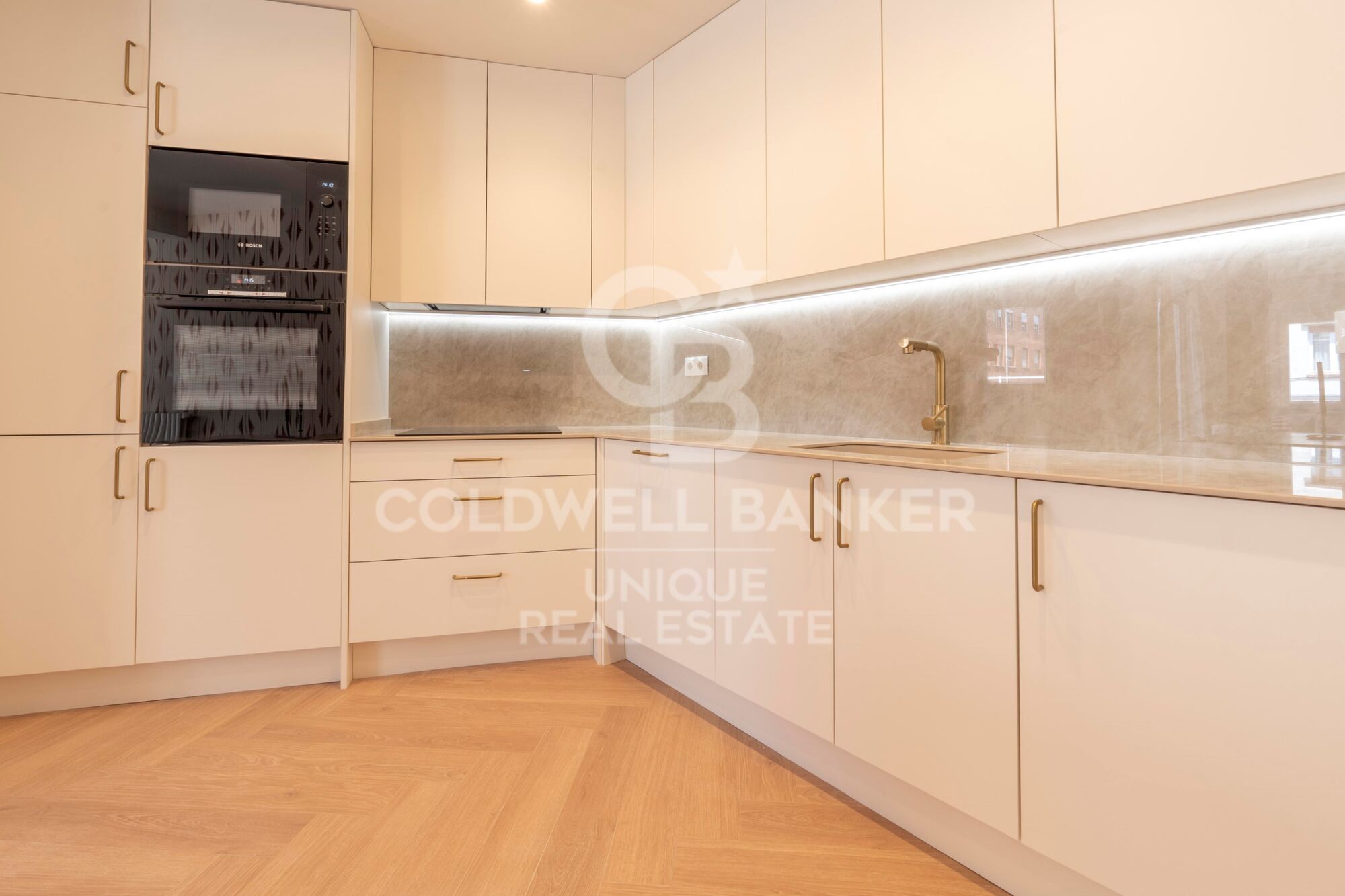 Penthouse with Terrace in Lista, Salamanca District