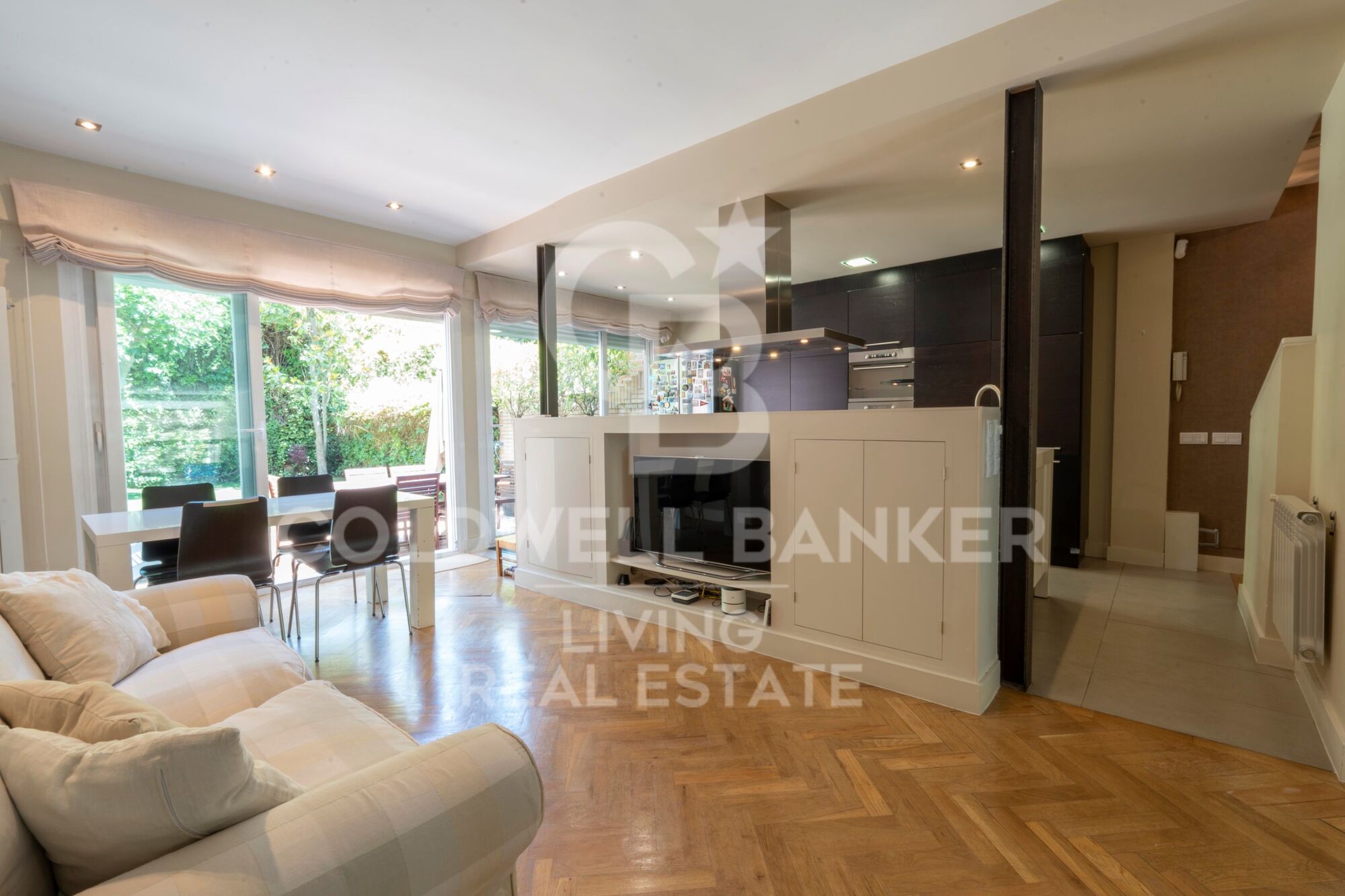 Chalet 5 Bedrooms Sale Madrid