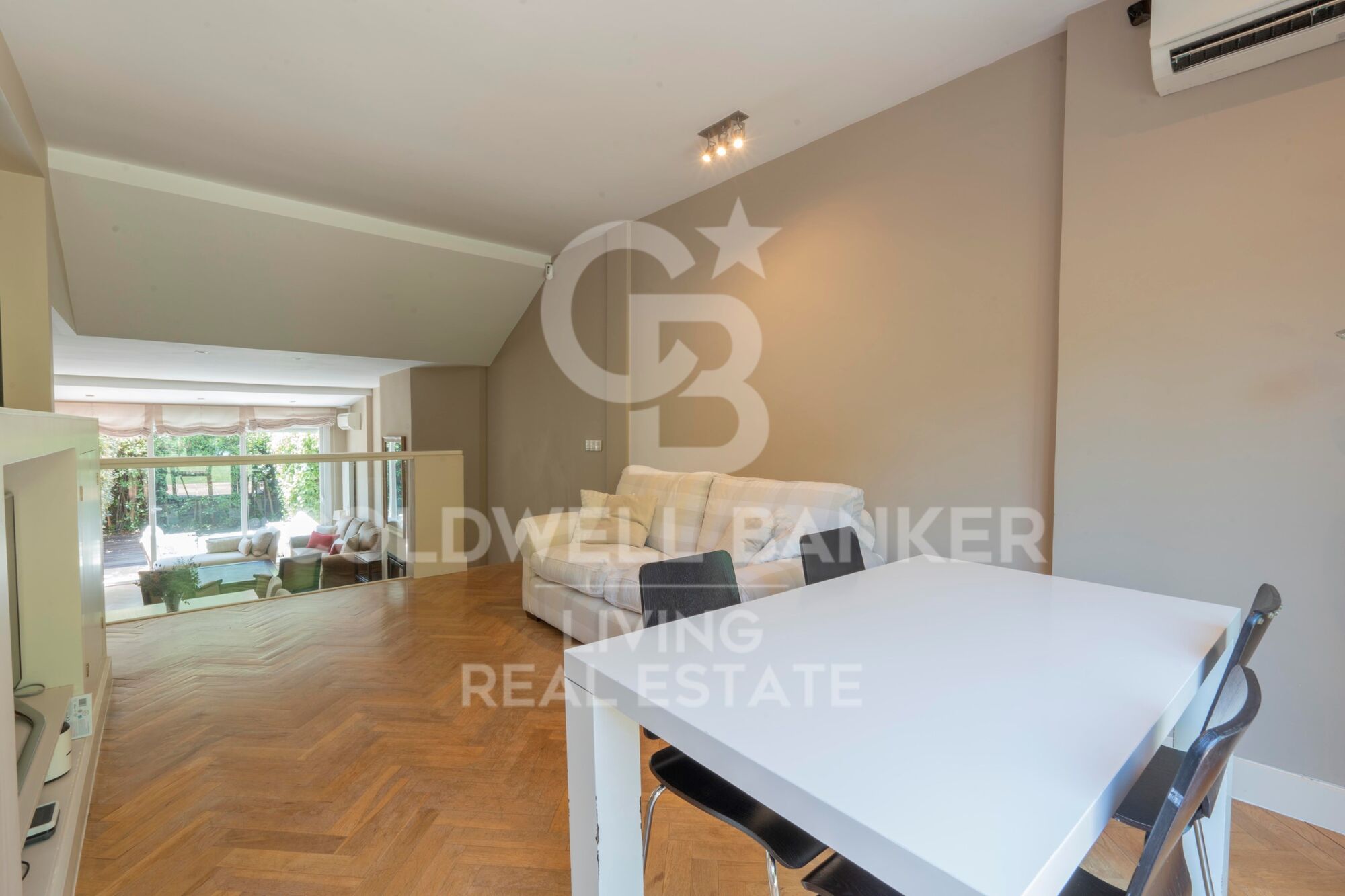 Chalet 5 Bedrooms Sale Madrid