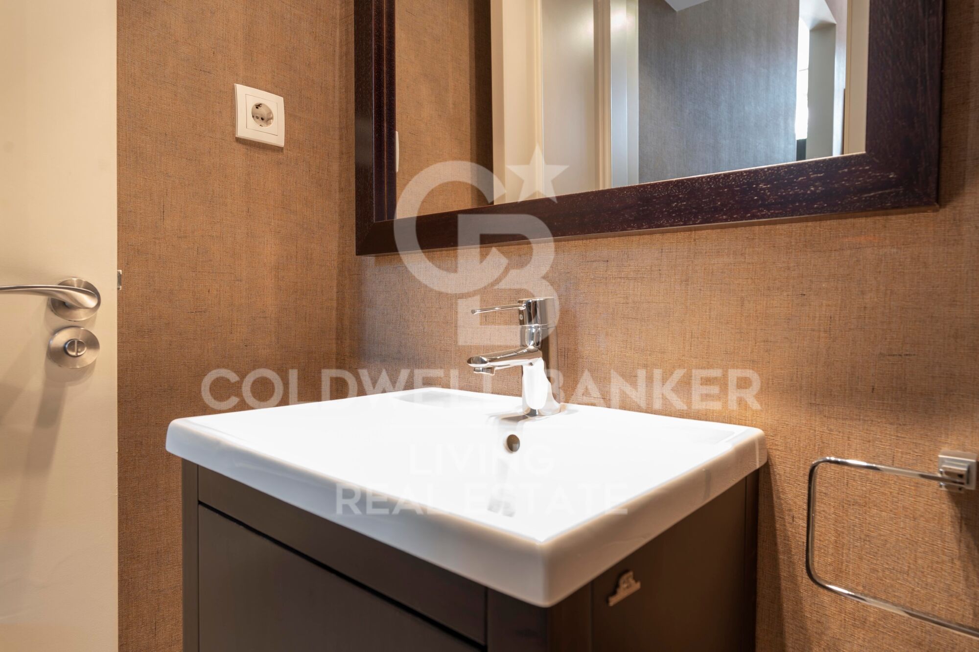 Chalet 5 Bedrooms Sale Madrid