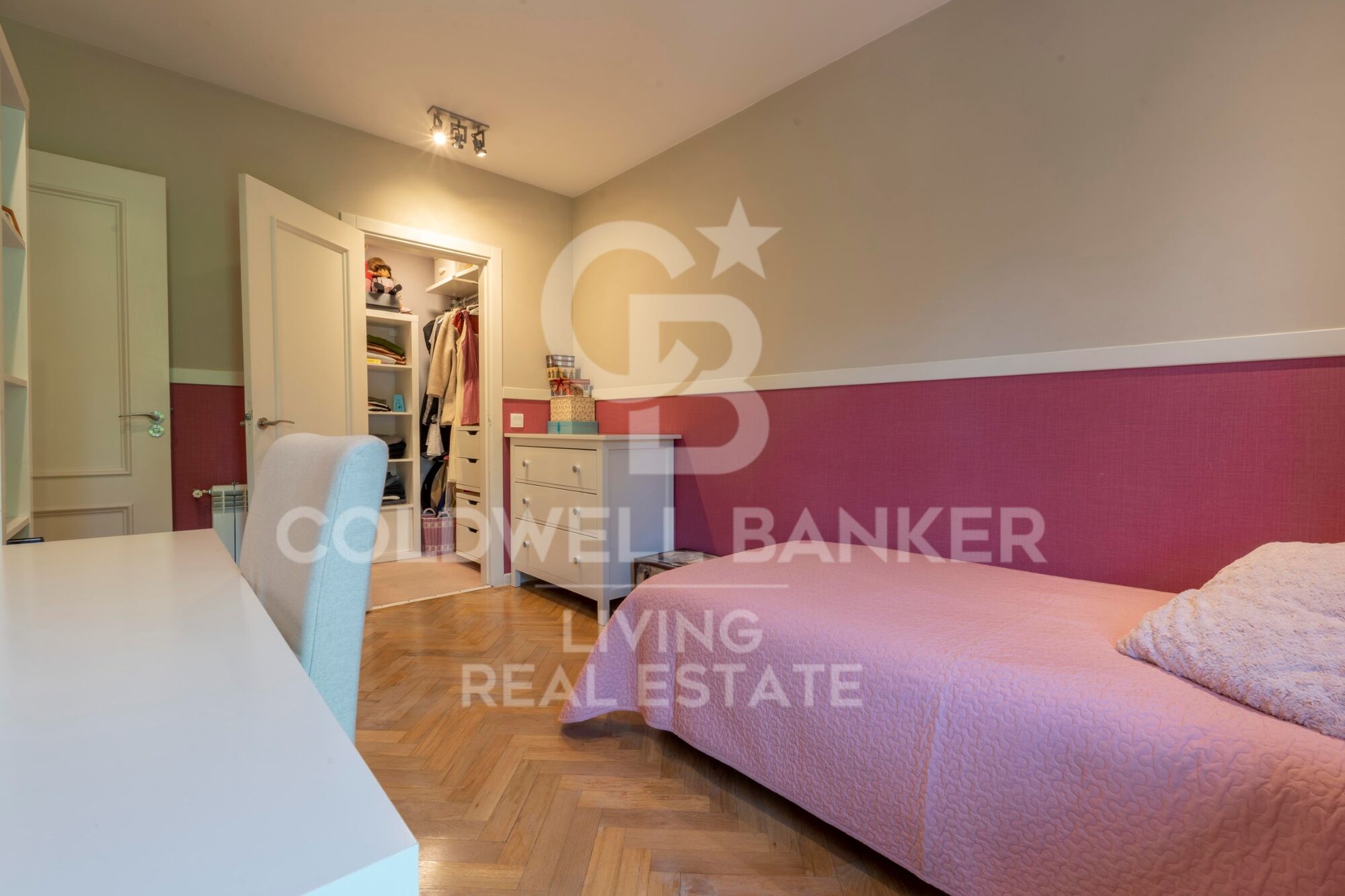 Chalet 5 Bedrooms Sale Madrid