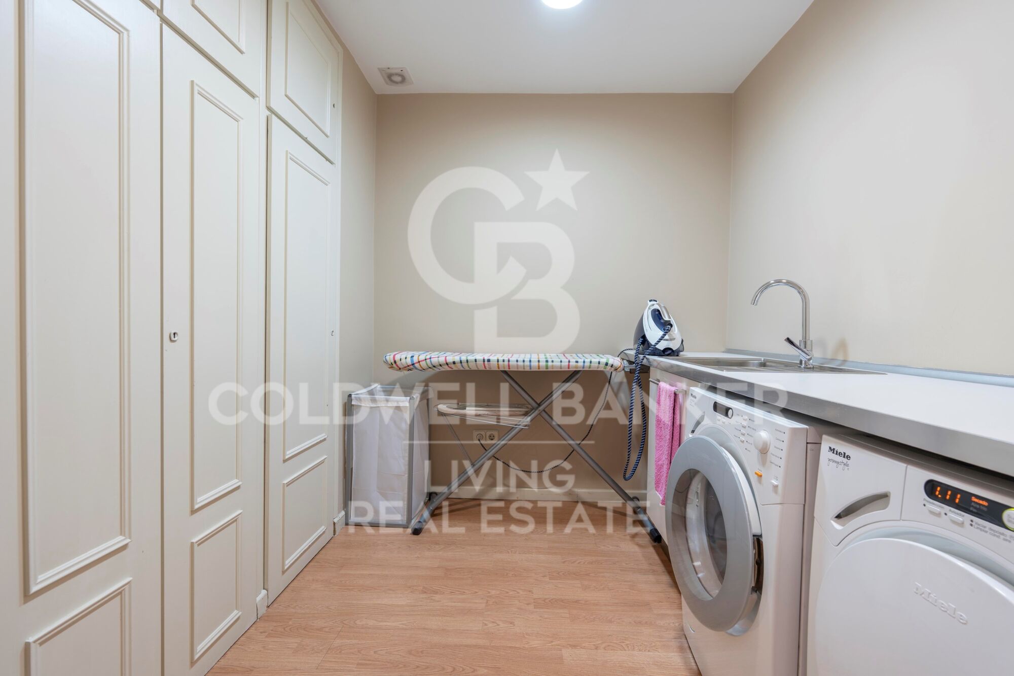 Chalet 5 Bedrooms Sale Madrid