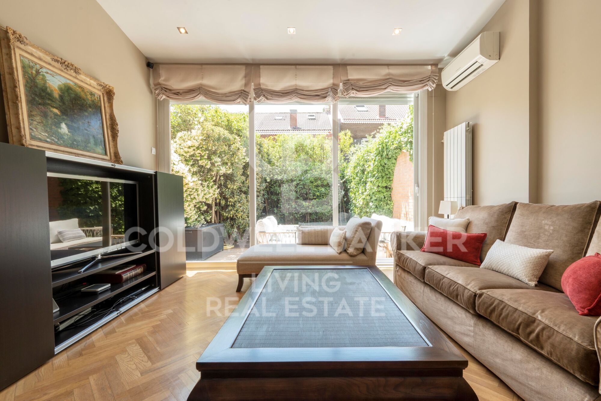 Chalet 5 Bedrooms Sale Madrid